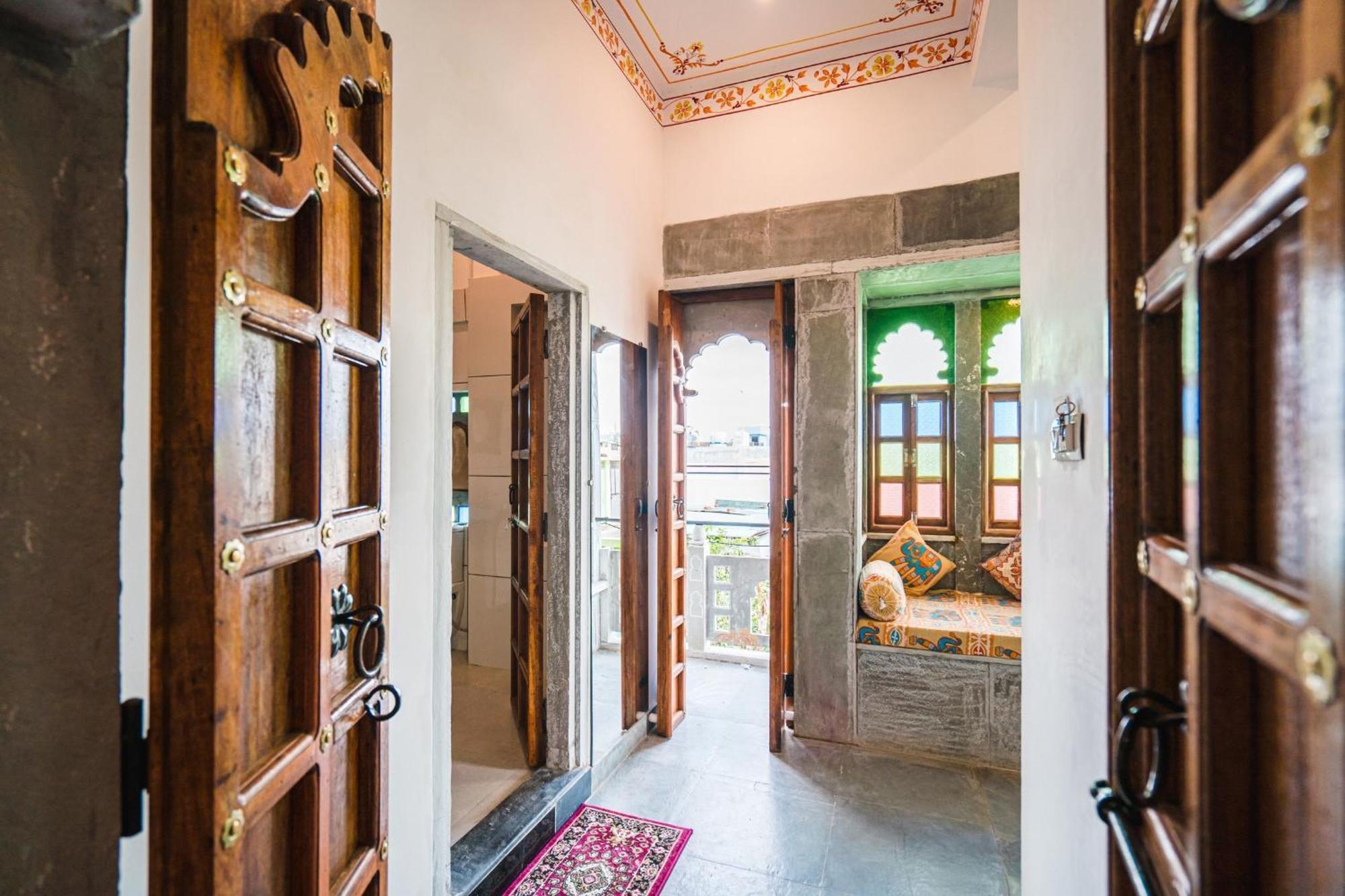 Lassi Guest house *
