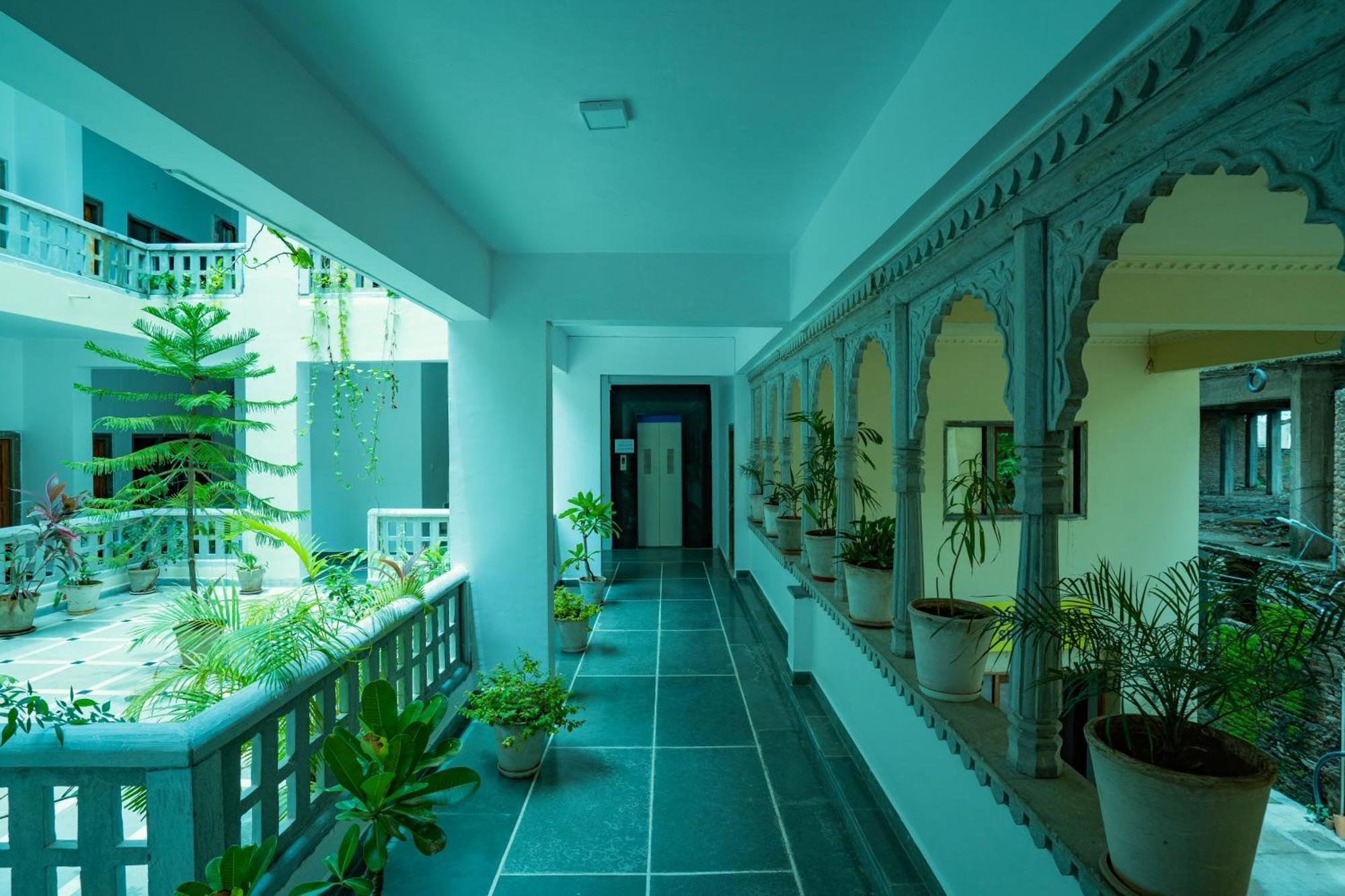 Hotel Tripli Shiv Udaipur