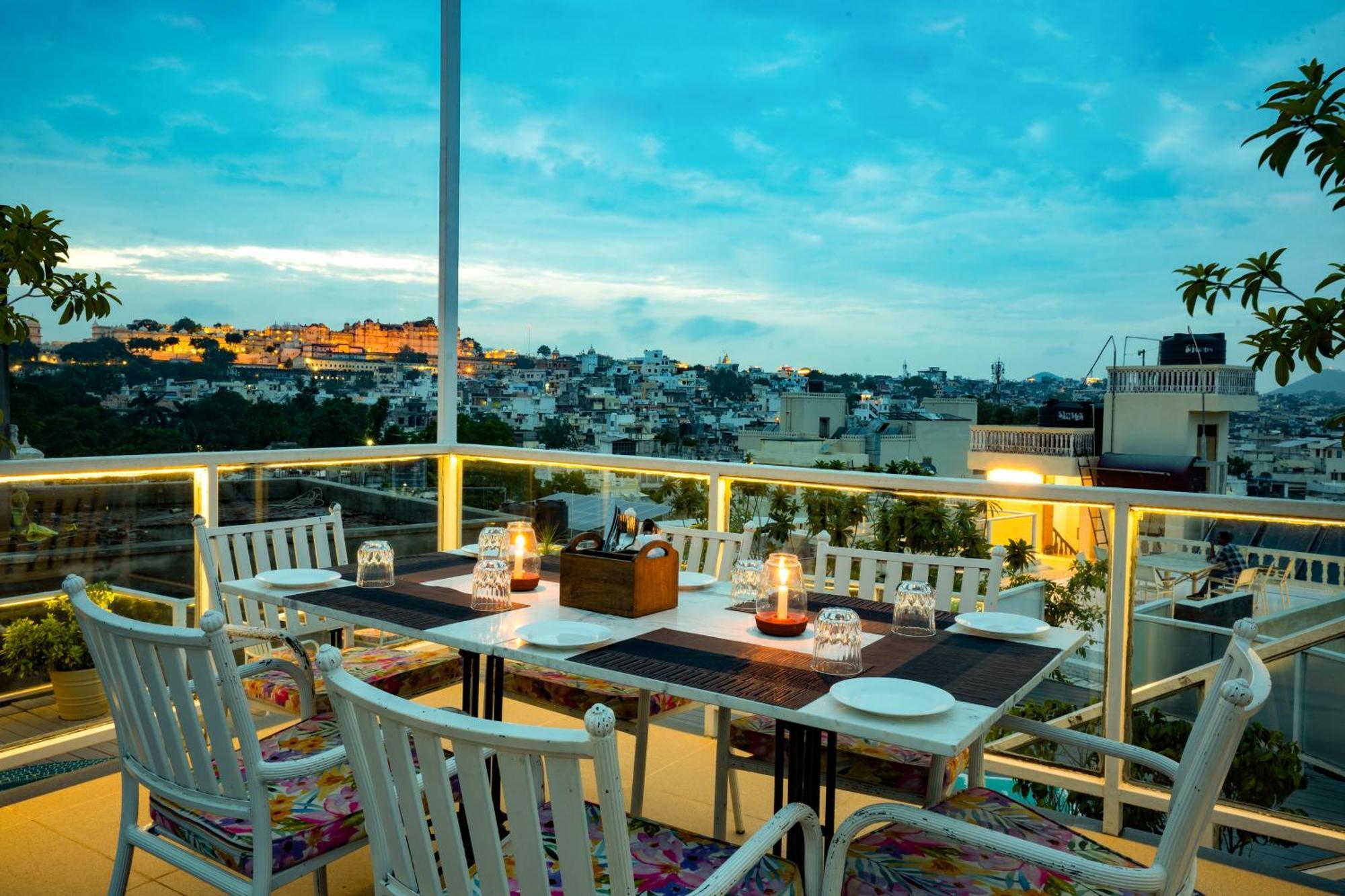 Hotel Tripli Shiv *