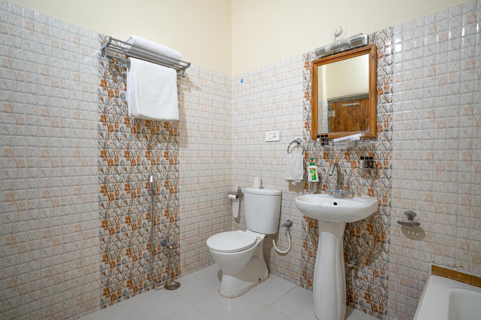 Tripli Shiv Hotel Udaipur