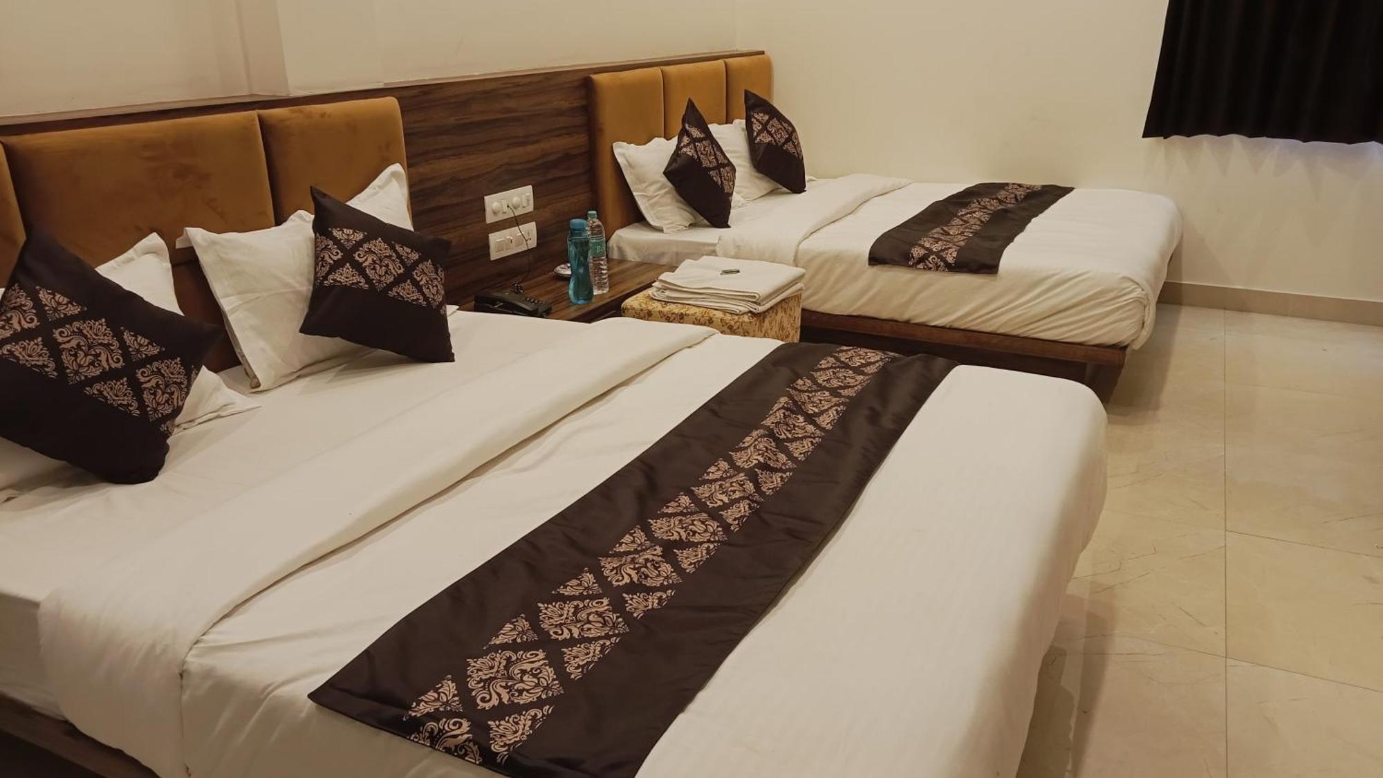 Hotel Hotel Vrinda Inn 3*