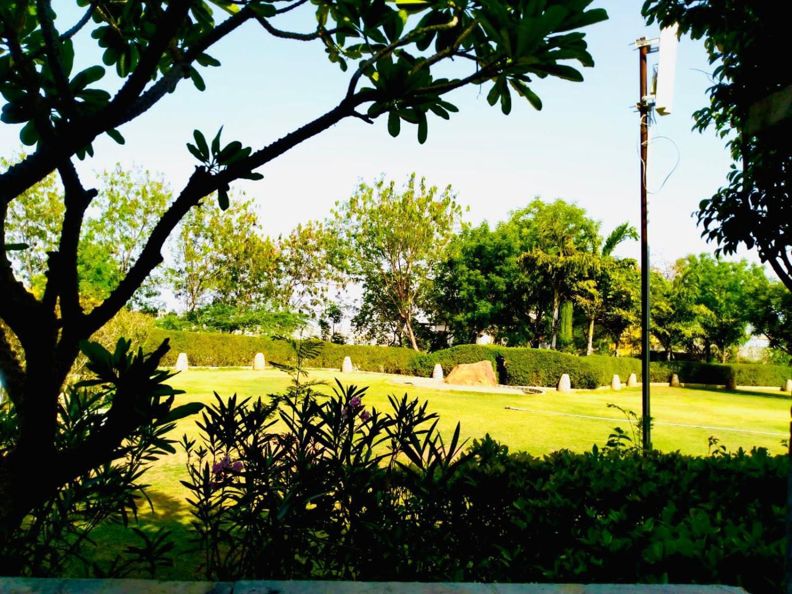 Resort Ramada By Wyndham And Udaipur