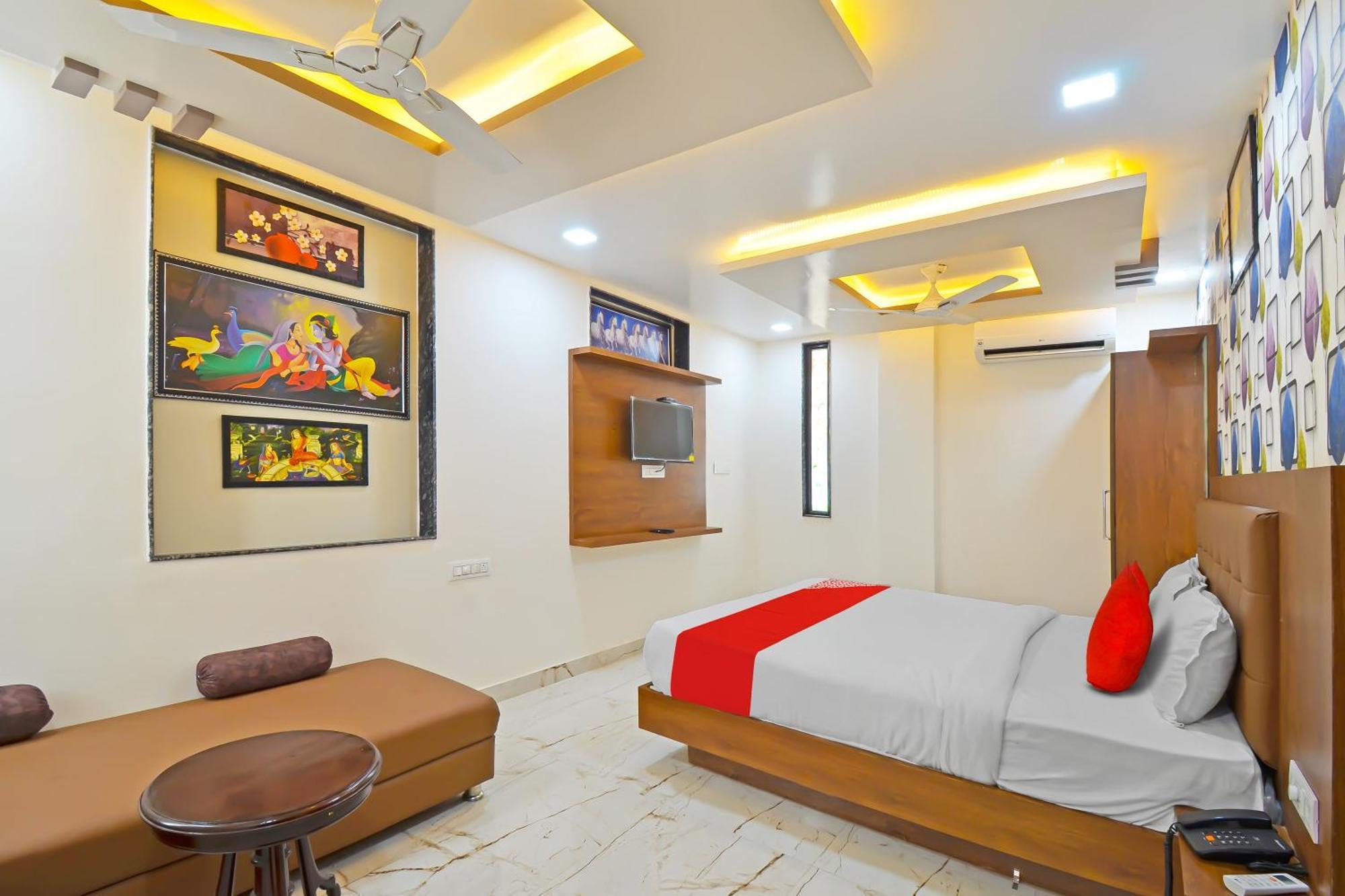 O Akriti Hotel 3*