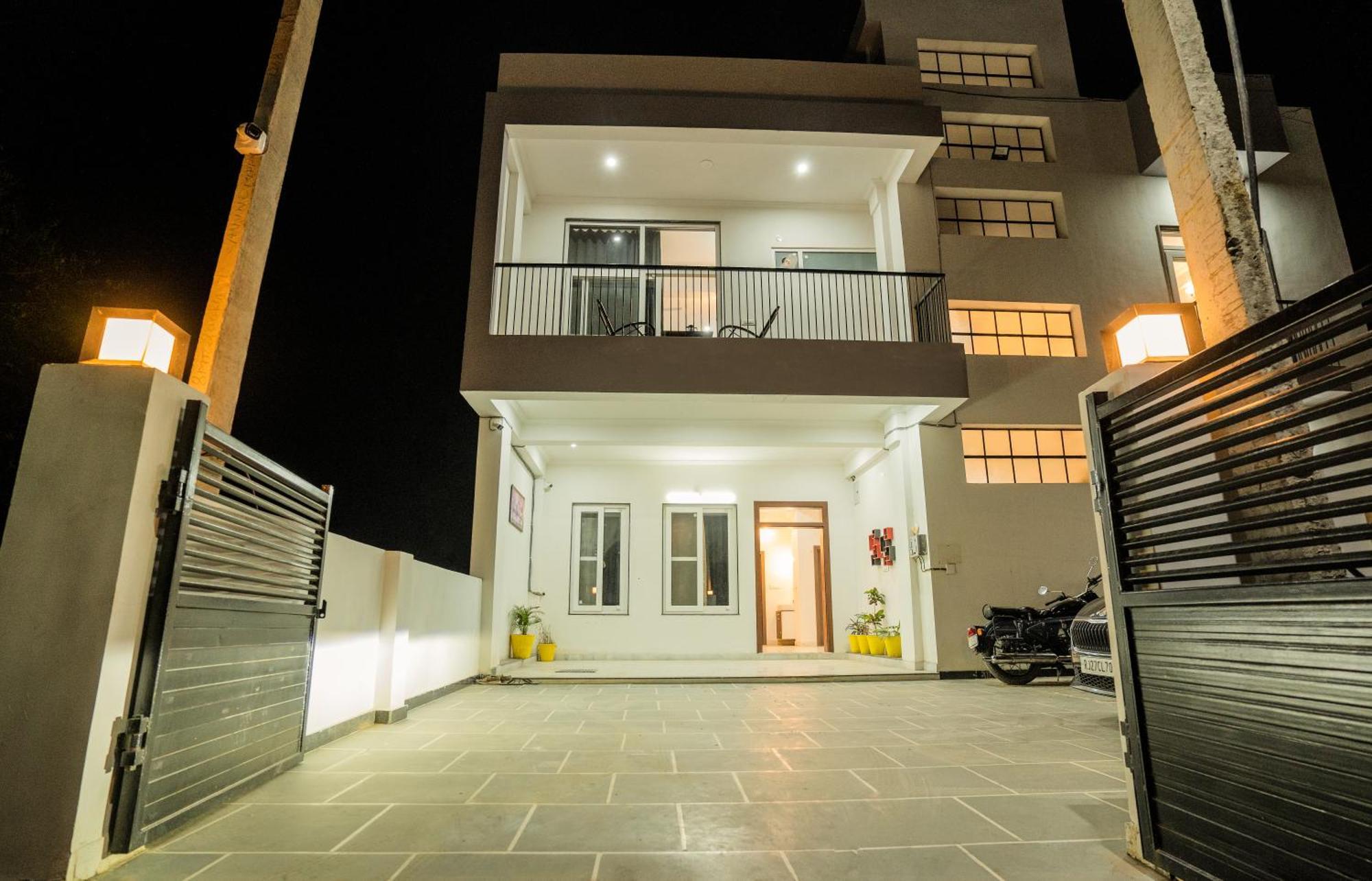 Villa Tha Gadh Bansiya Hotel