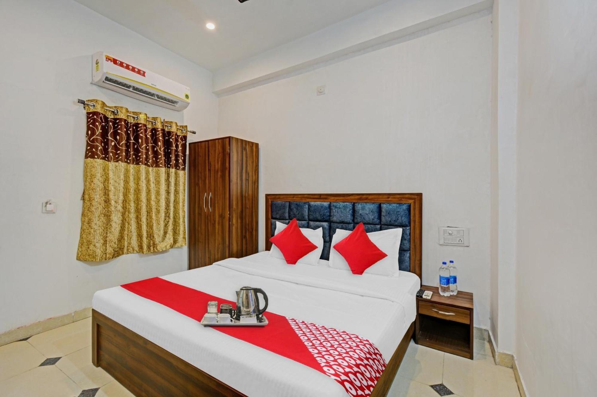 O Padharo Saa Hotel 4*
