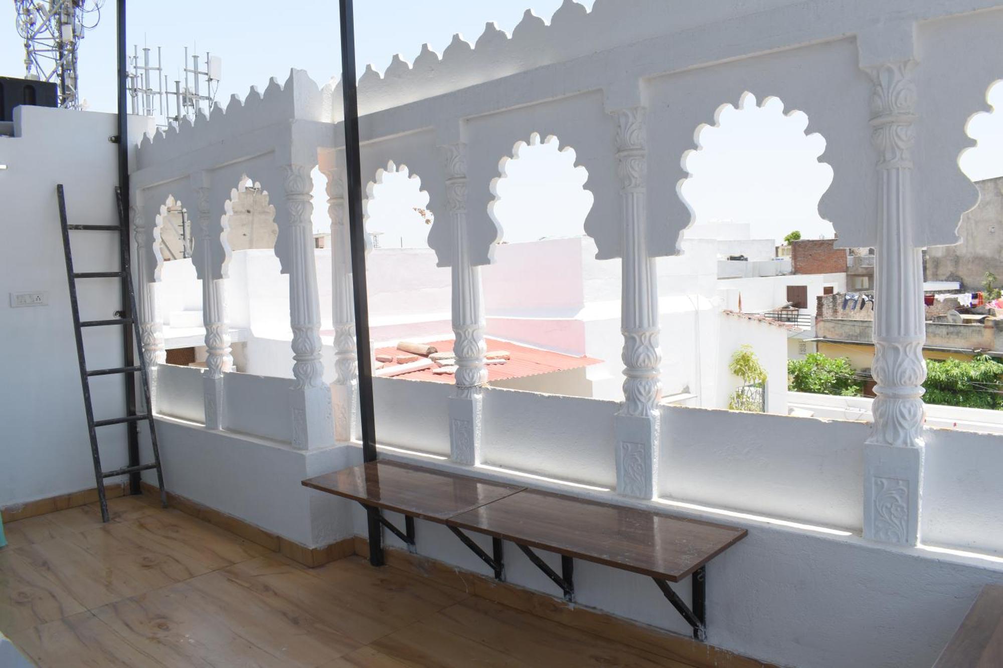 Apartment Udaipur Stays