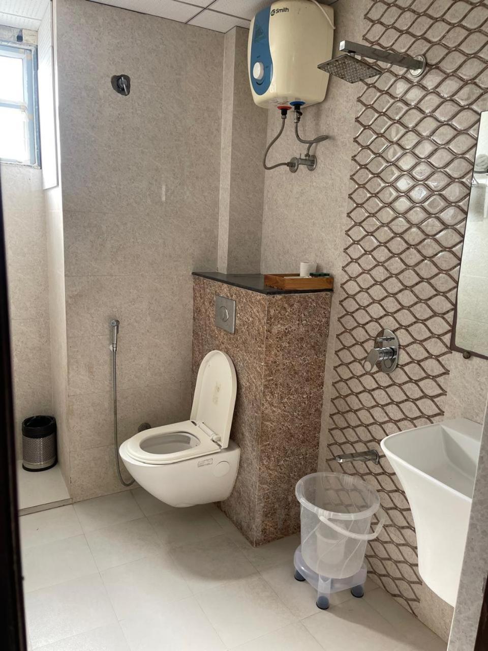 Royal Rajvilas Heights,luxury Family Home,5bhk,fully Ac Apartment