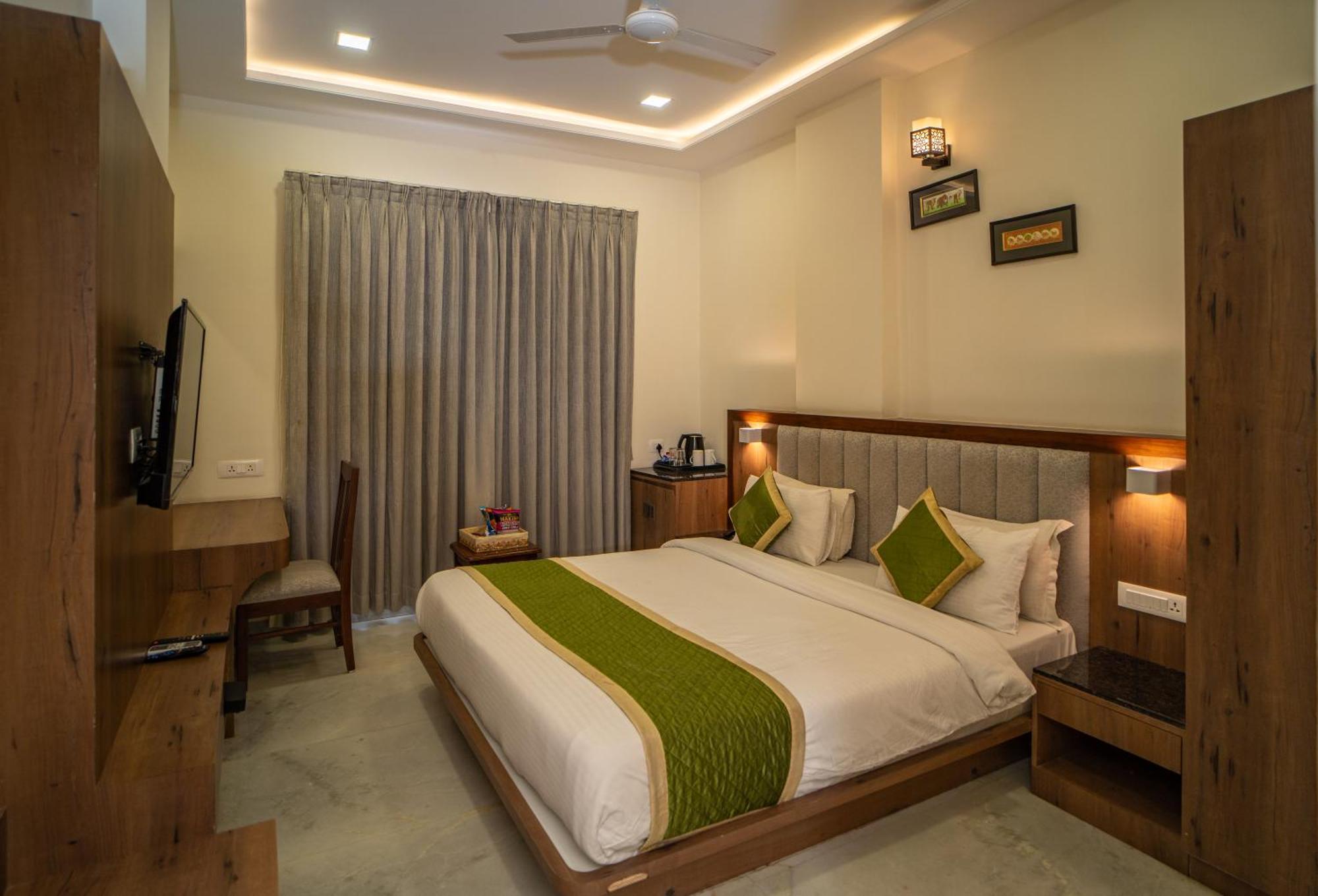 Rabbit Ratnam -by Hotel Udaipur