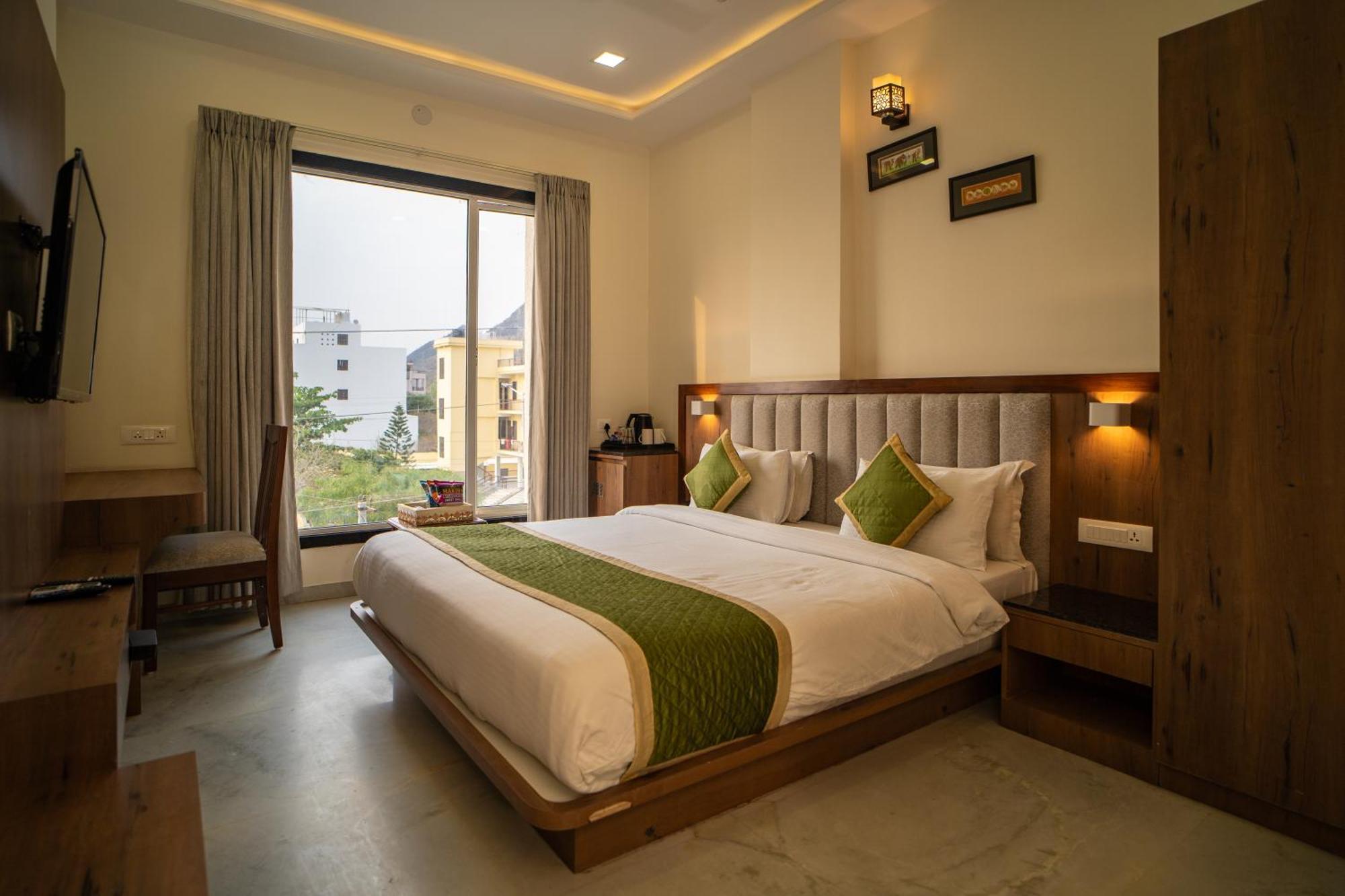 Rabbit Ratnam -by 3*