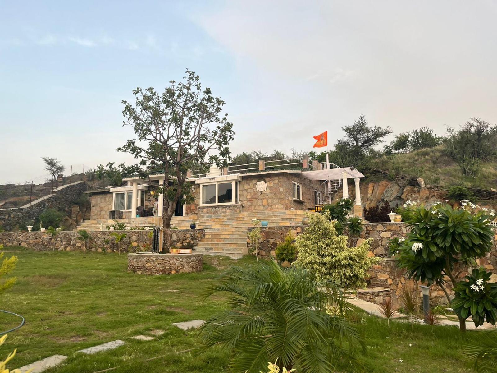 Farmin Mountains. Udaipur