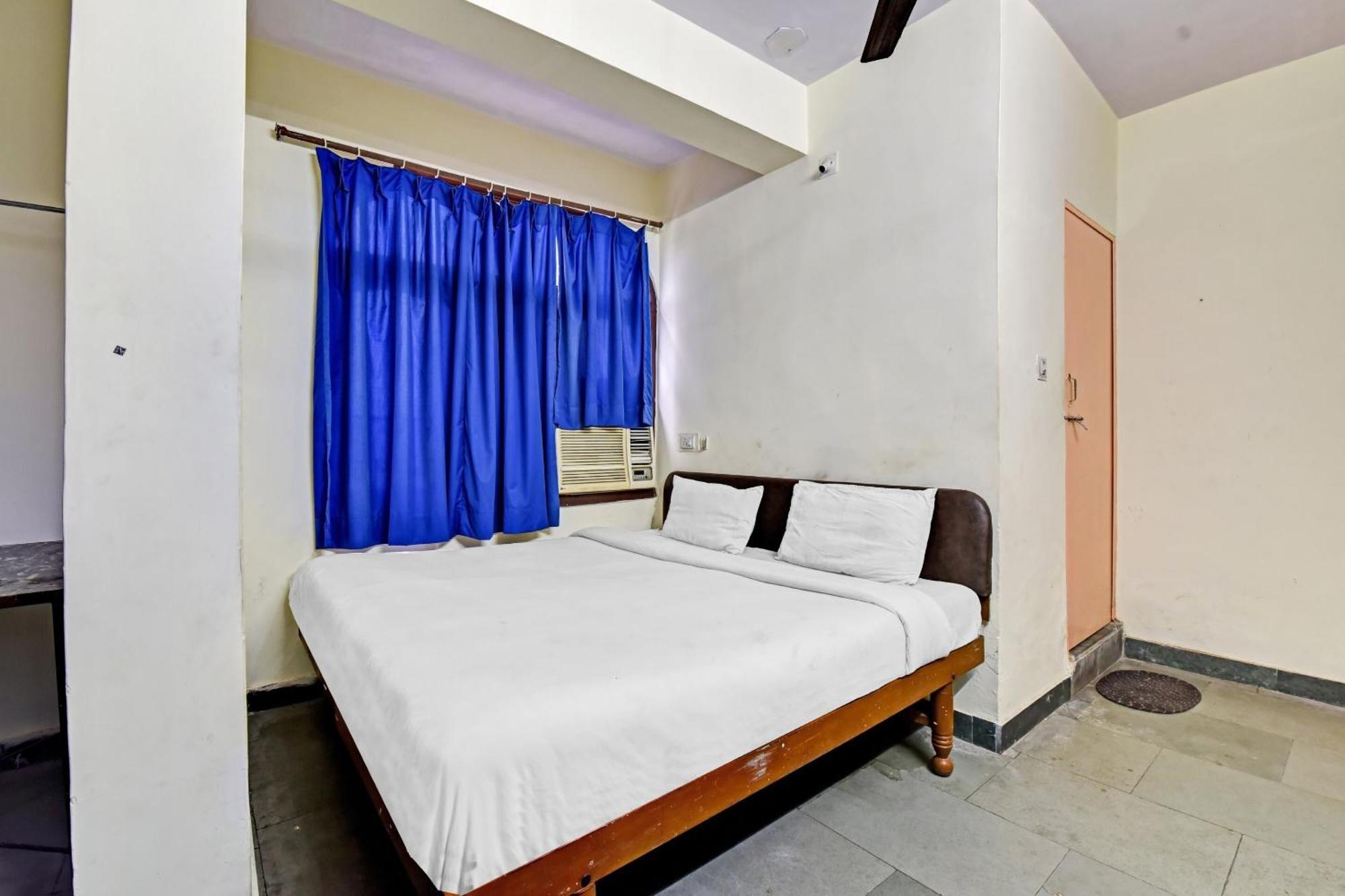 Hotel O Ashirwad