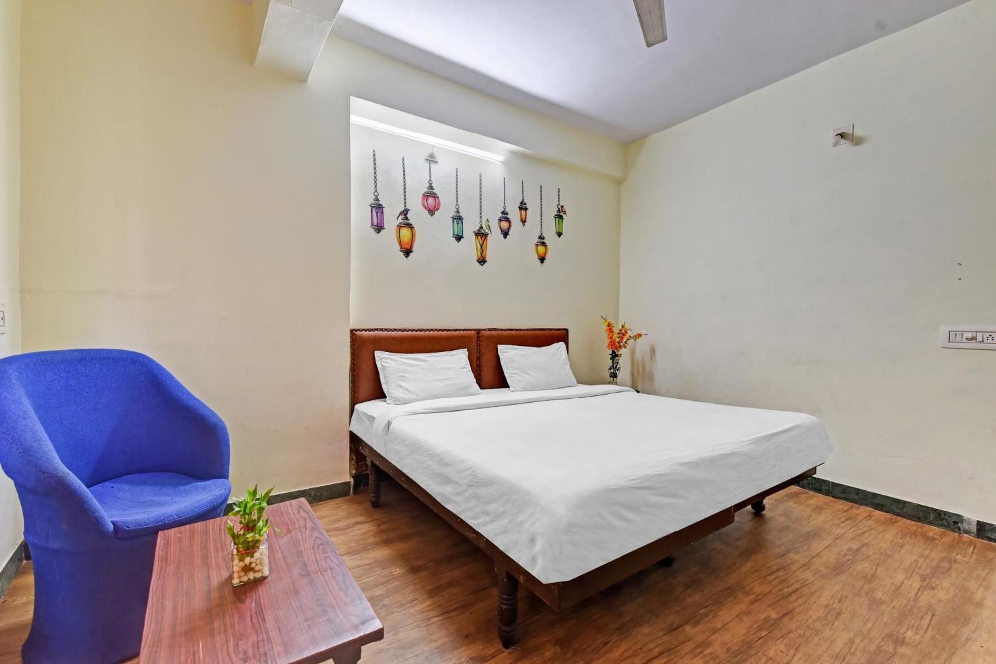 Hotel O Ashirwad