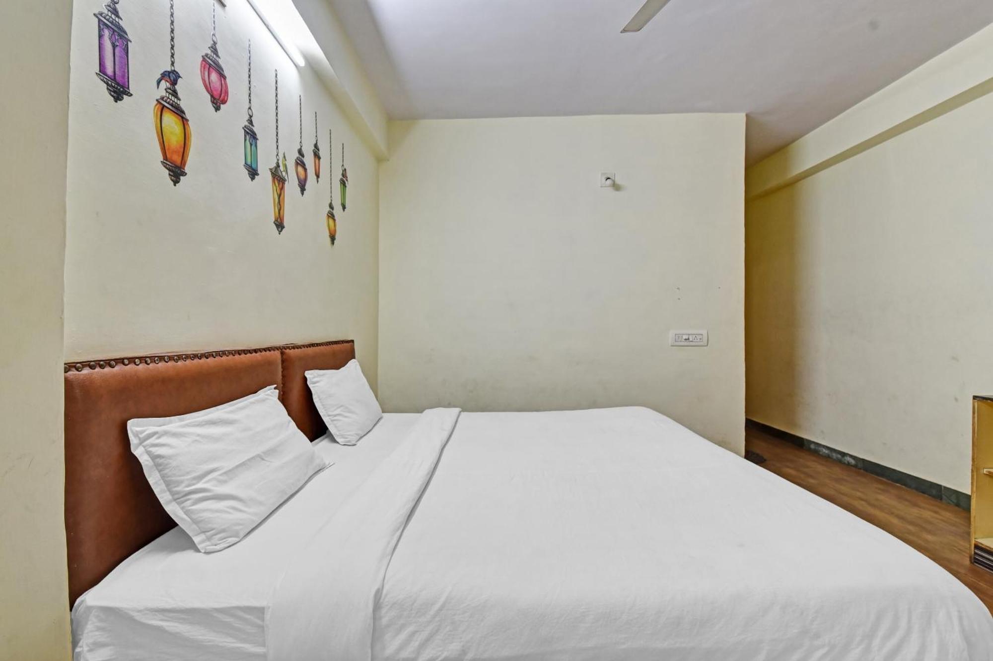 O Ashirwad Hotel 4*