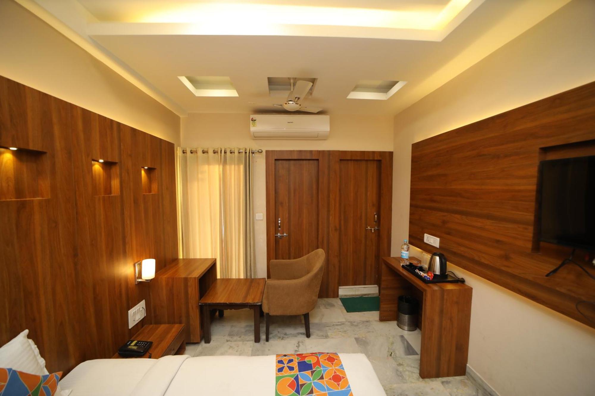 Damanis * Udaipur