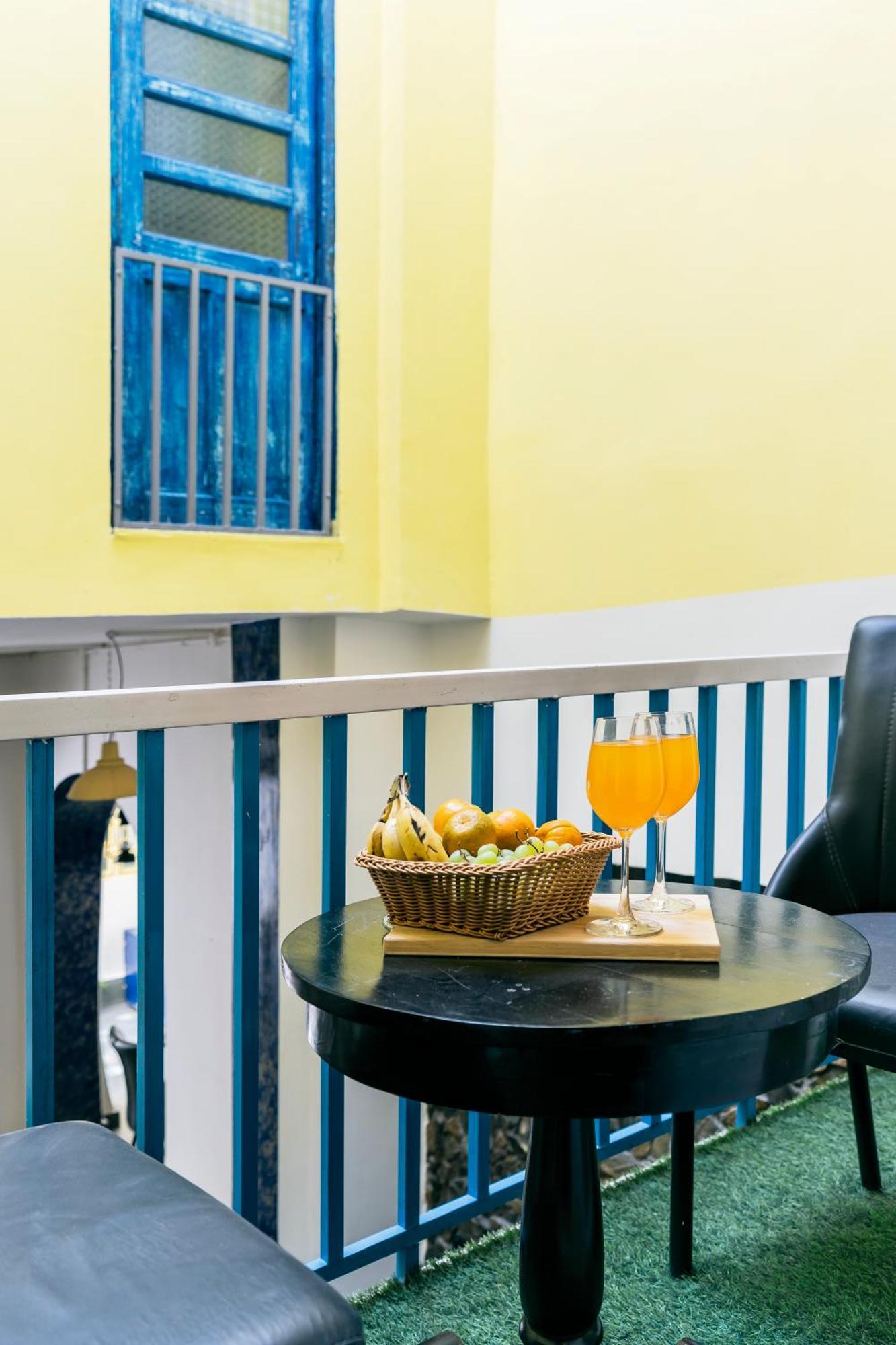 Bed & Breakfast Barefoot Boutique