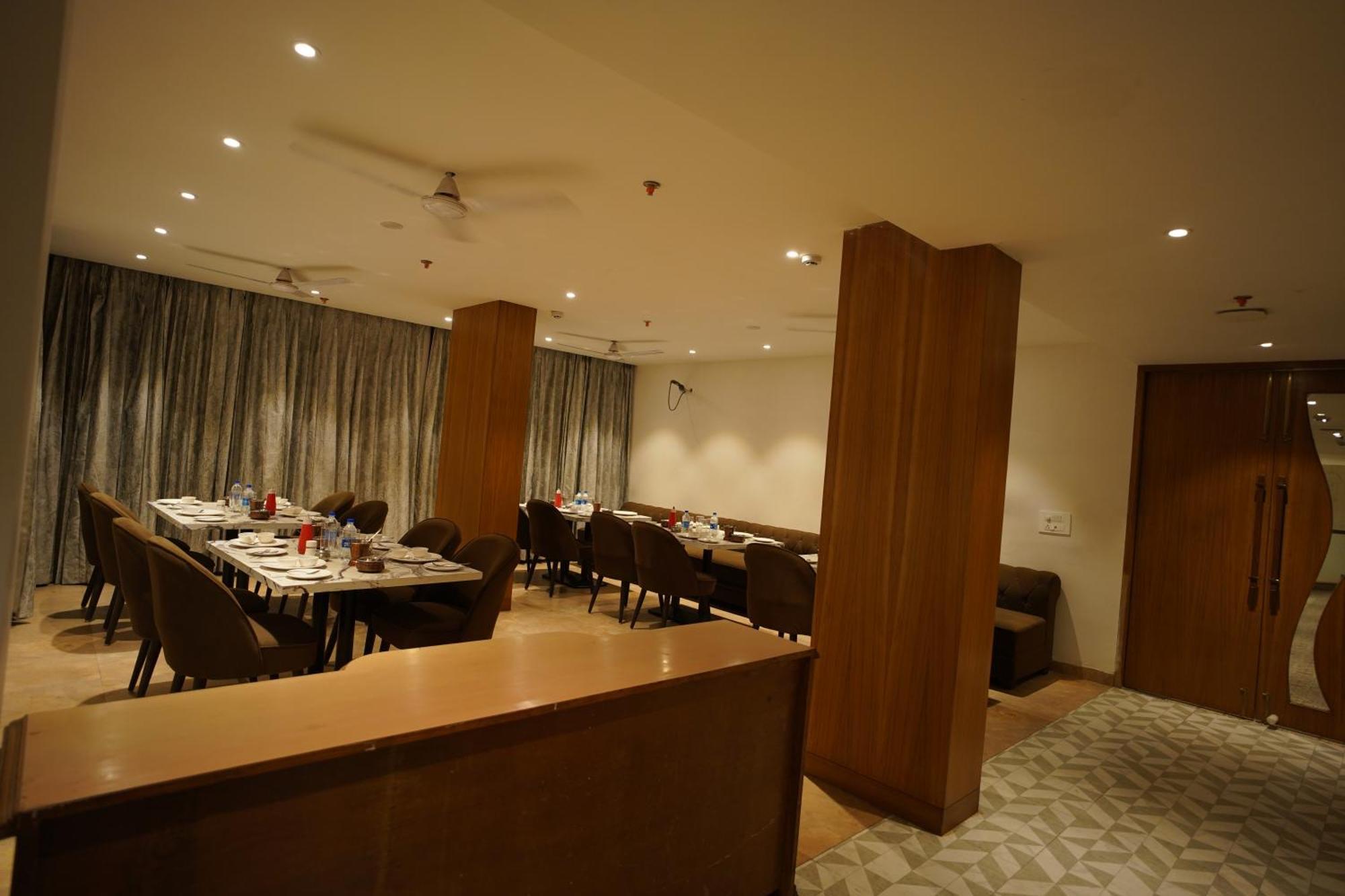 Hotel Mumbai House Express