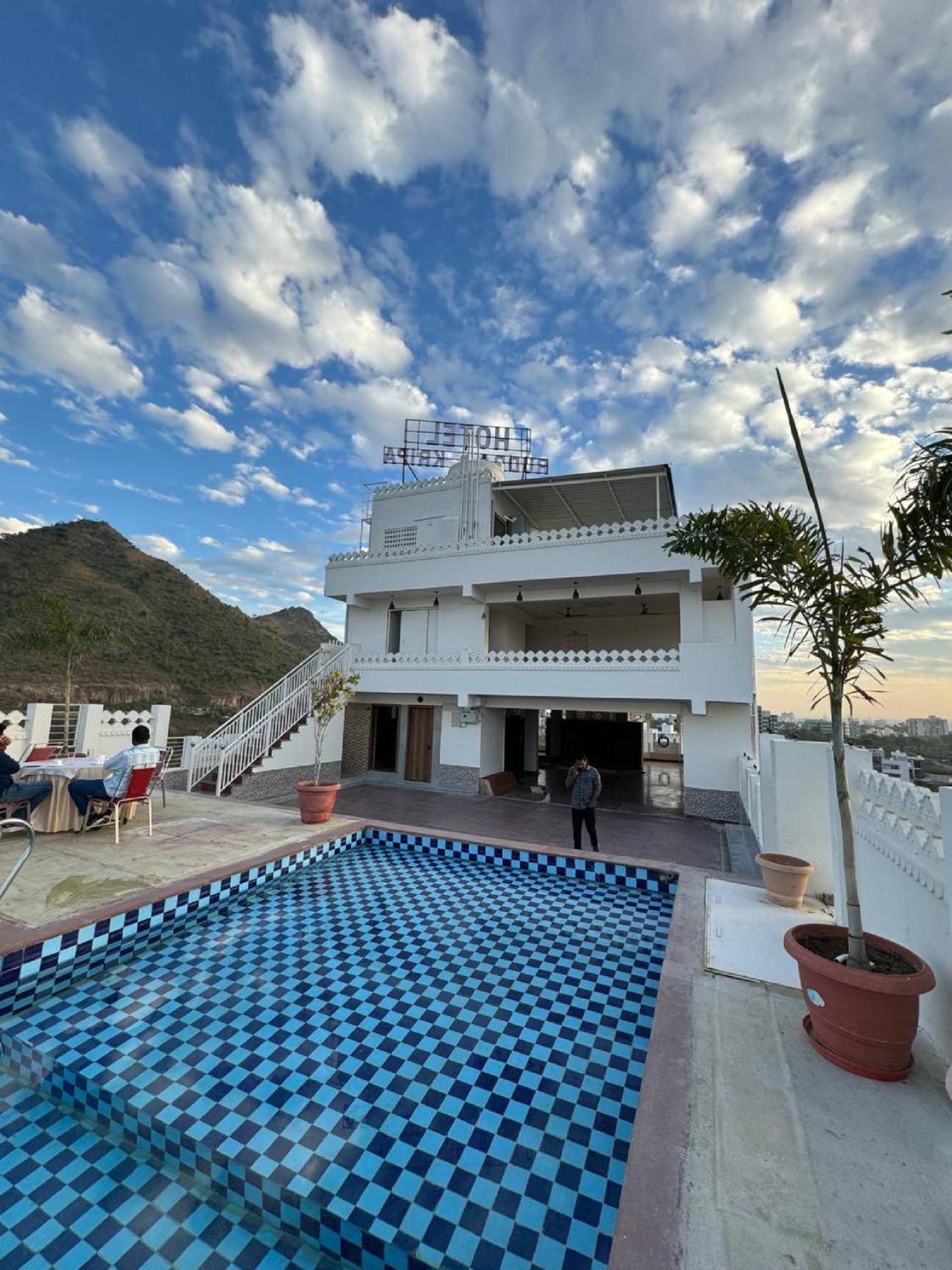 Rudra Kripa With Swimming Pool Hotel