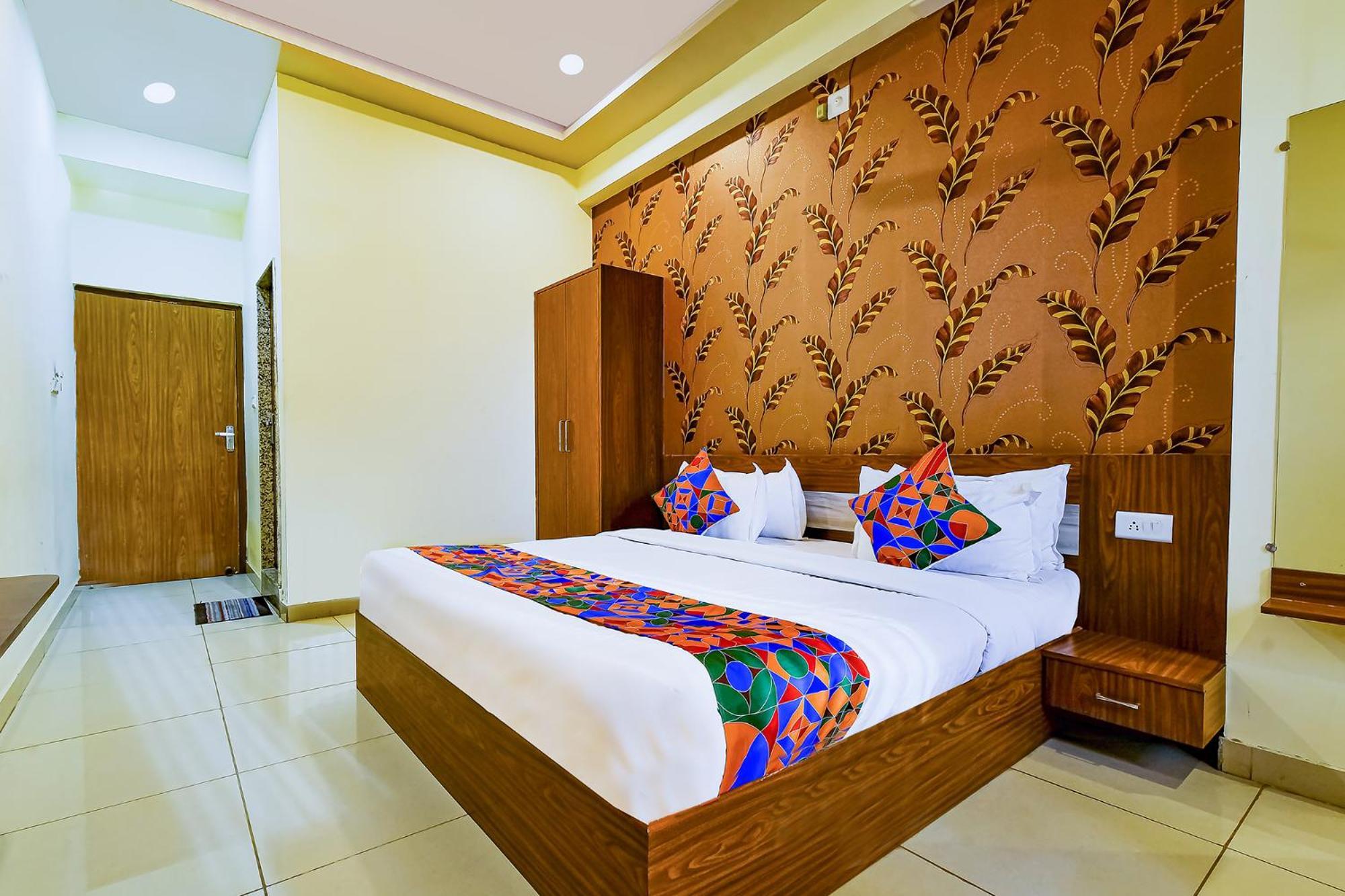 Fabhotel Lavishka Palace Hotel Udaipur