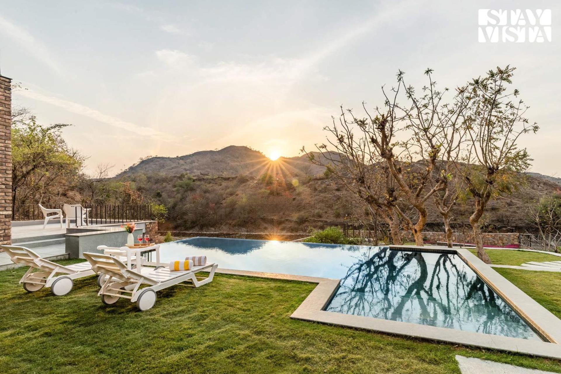 Stayvista's Ikebana - Living By The Forest Edge - Mountain-view With Infinity Pool, Lawn, & Indoor-outdoor Games Villa *