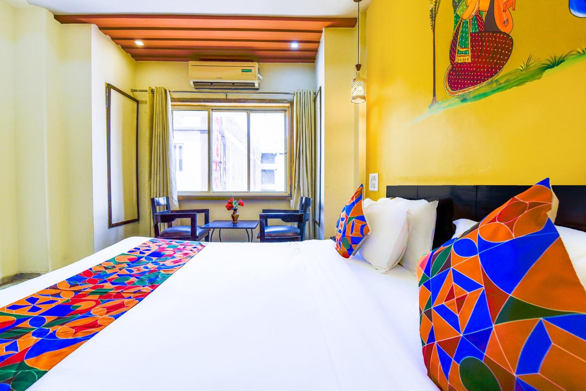 Hotel Fabhotel Hadi Rani