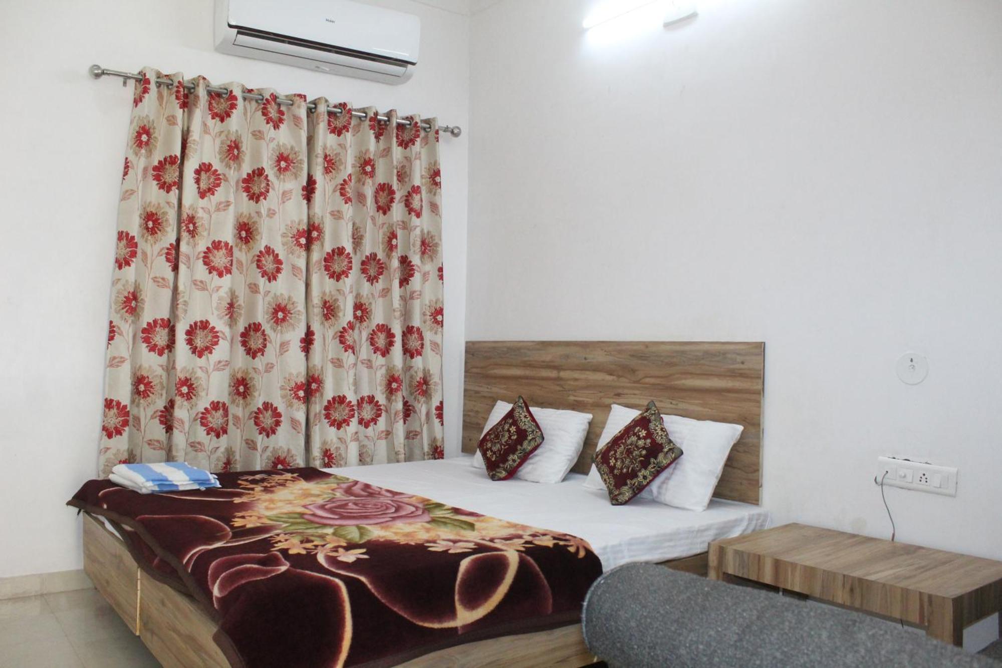 Hotel Heritage High *