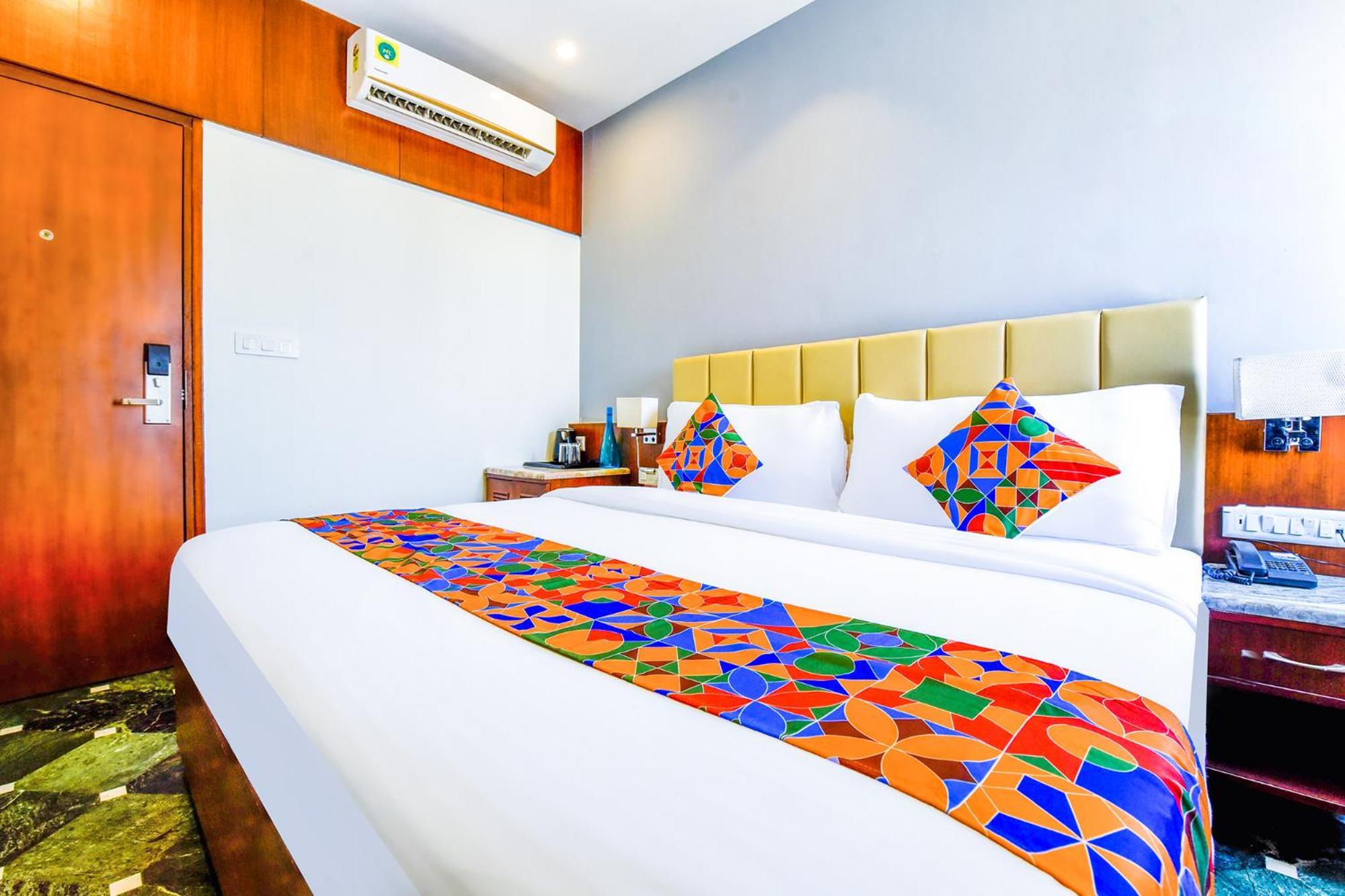 Fabhotel Naivara Boutique Hotel 3*