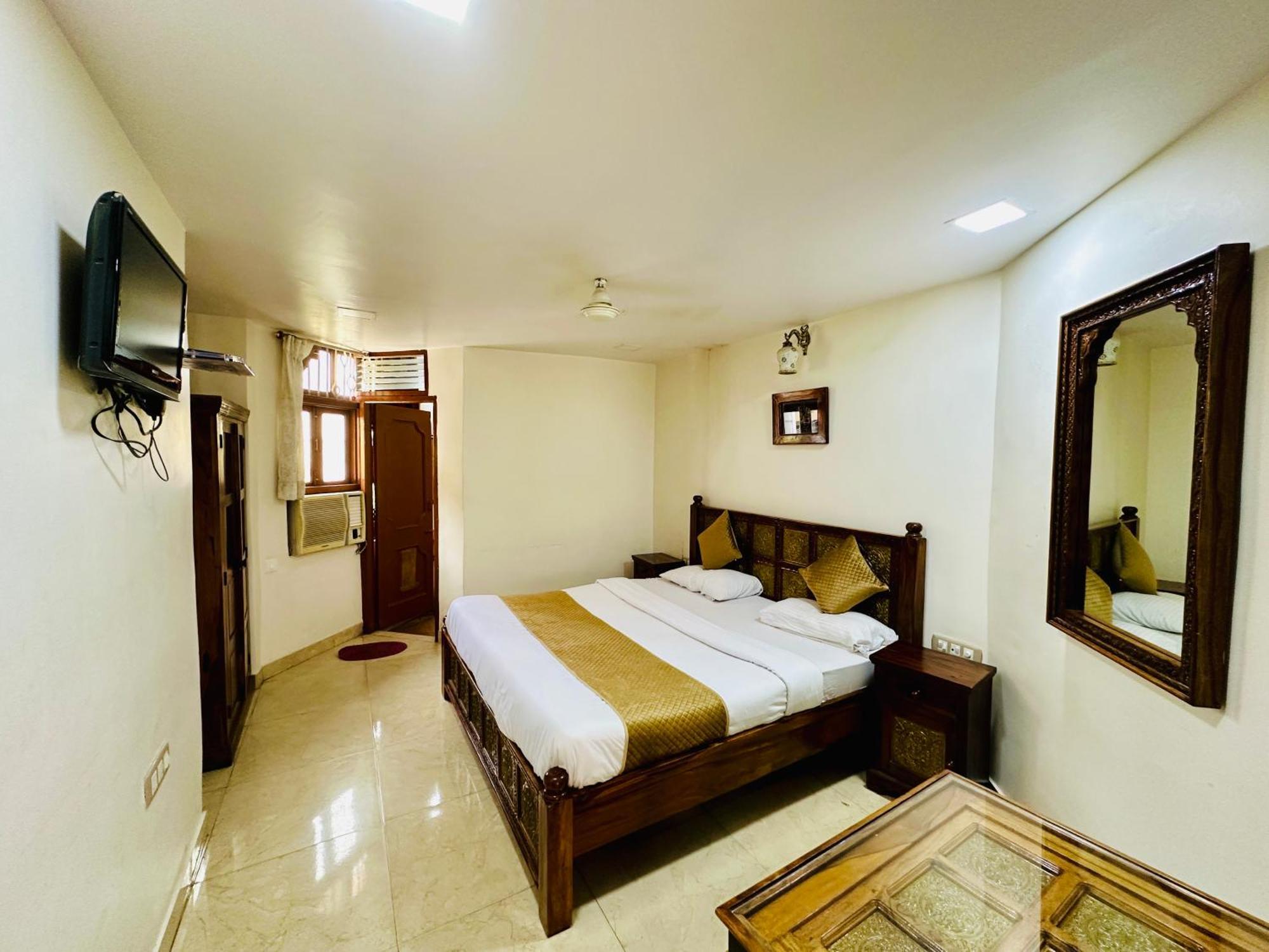 Empire Palace Hotel Hotel 3*