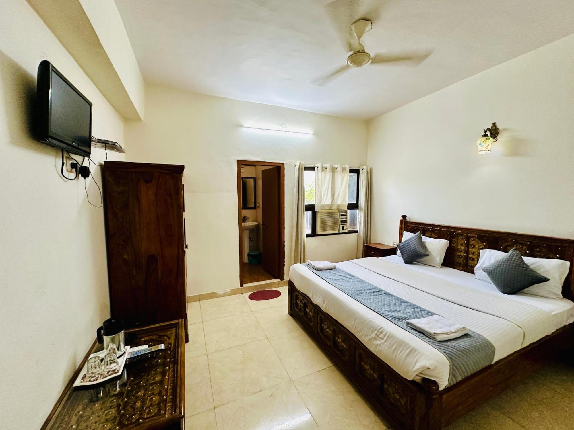 Hotel Empire Palace Hotel 3*