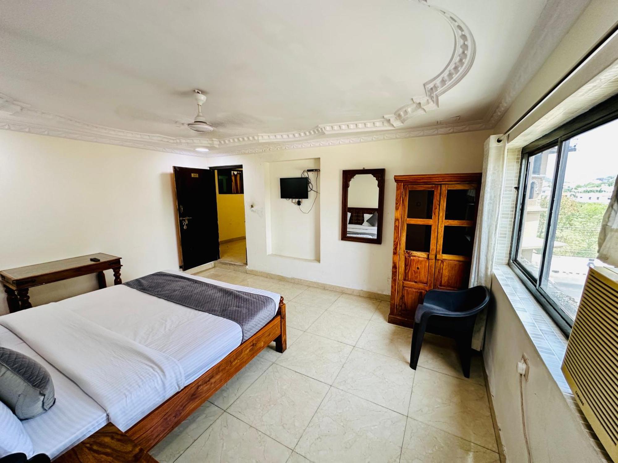 Empire Palace Hotel