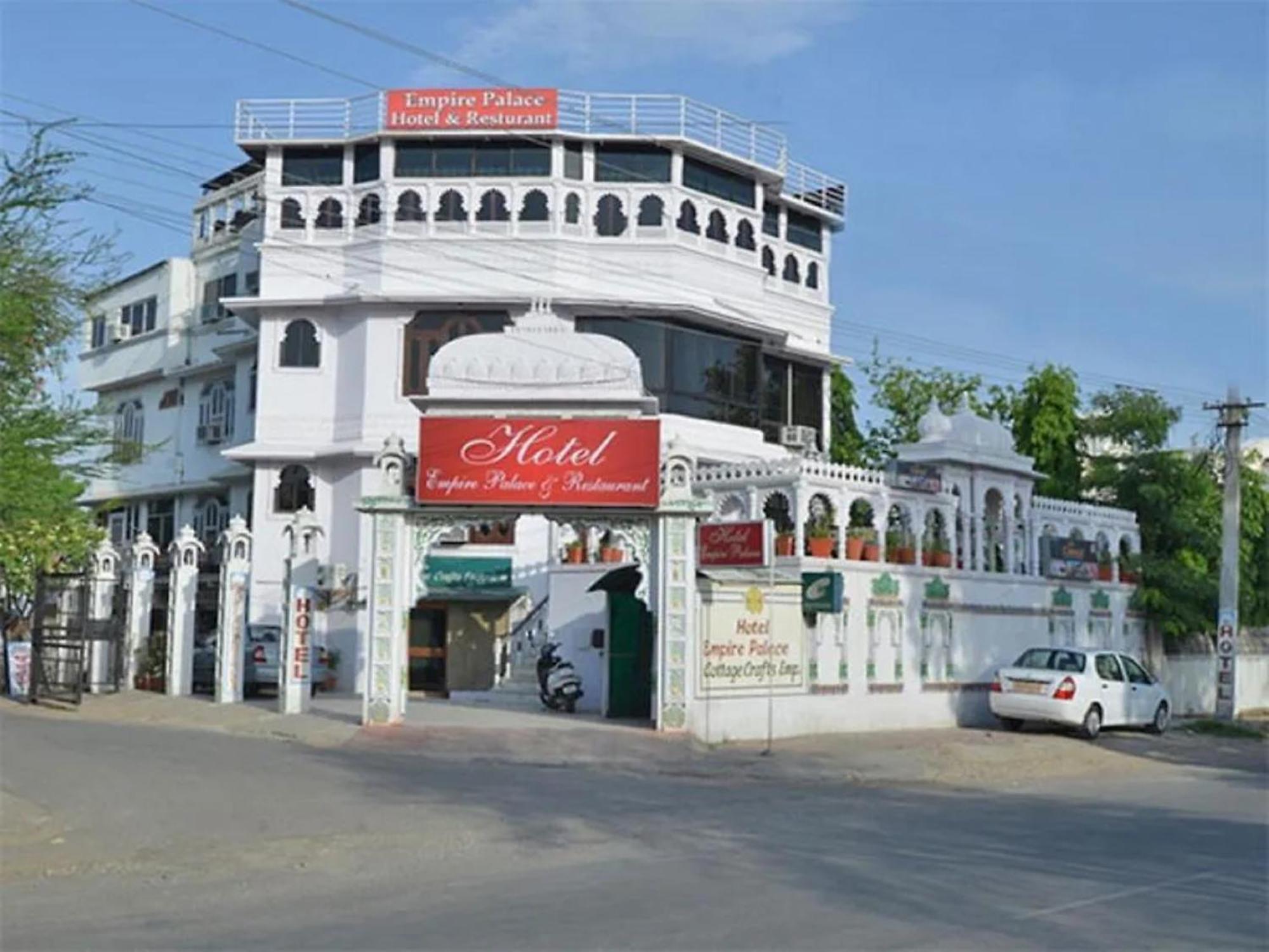 Empire Palace Hotel 3* Udaipur