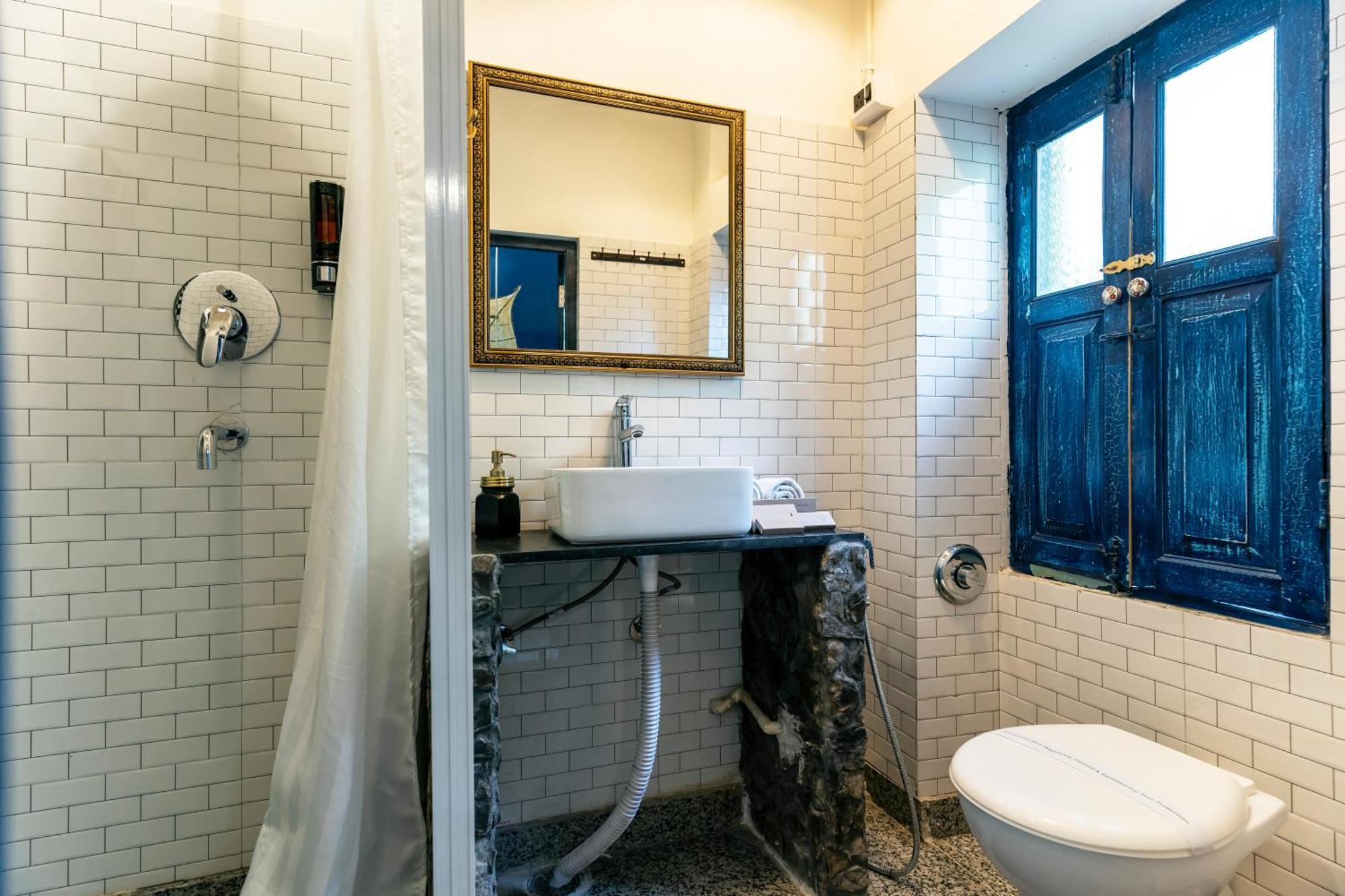 Bed & Breakfast Barefoot Boutique