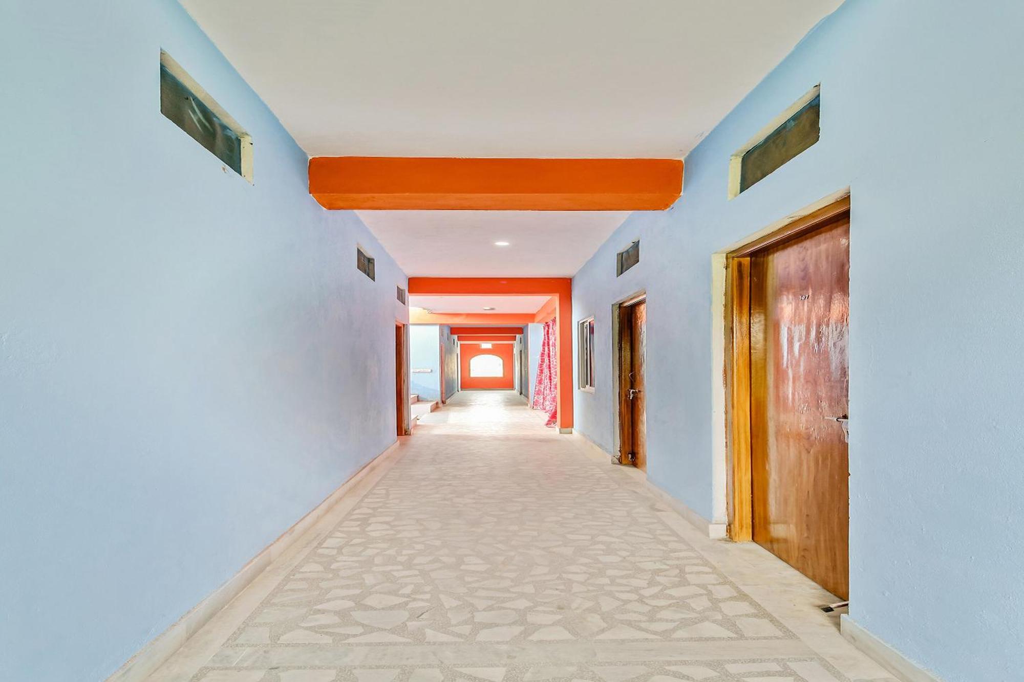 Hotel O Mayur