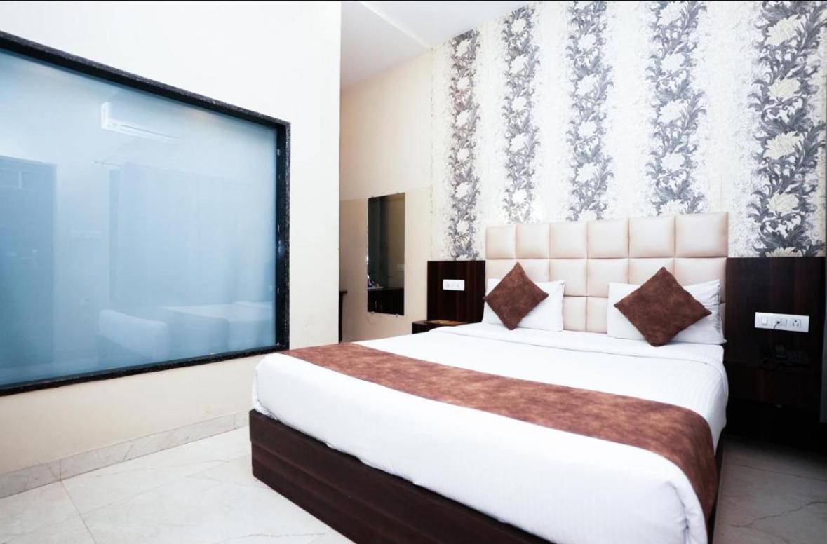 Hotel Dosa Plaza *