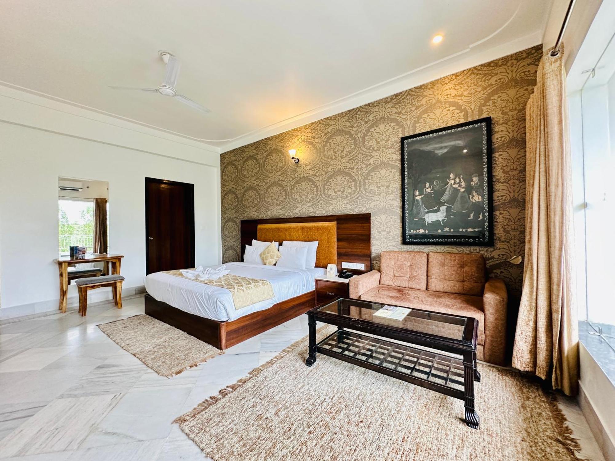 Mewar Palace And Spa 4* Udaipur