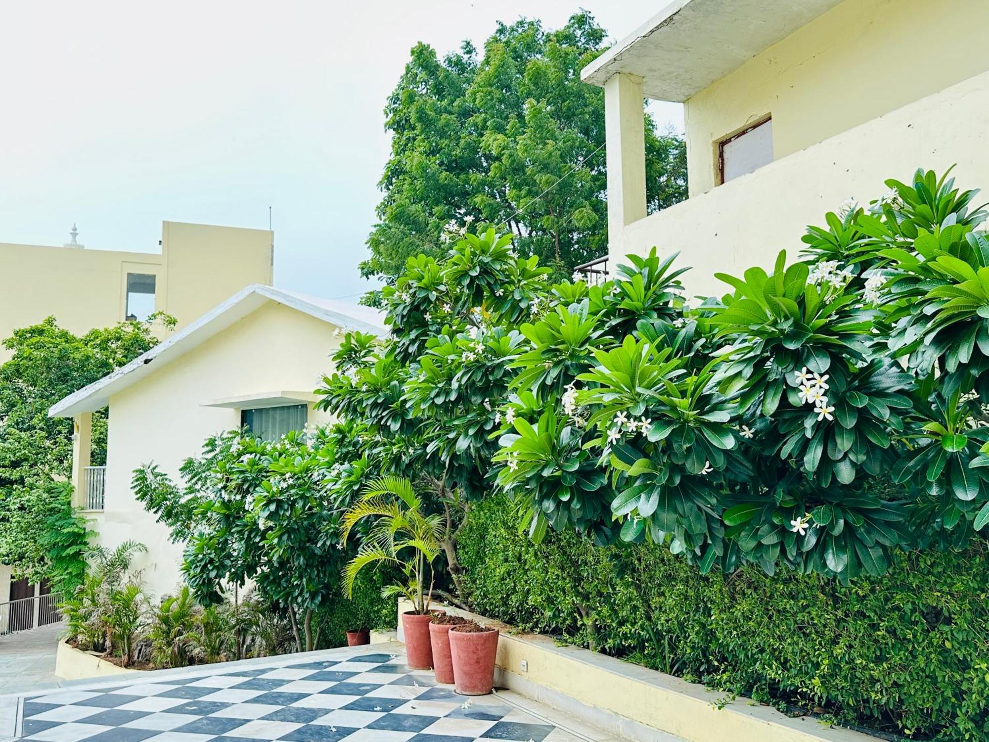 Mewar Palace And Spa Hotel