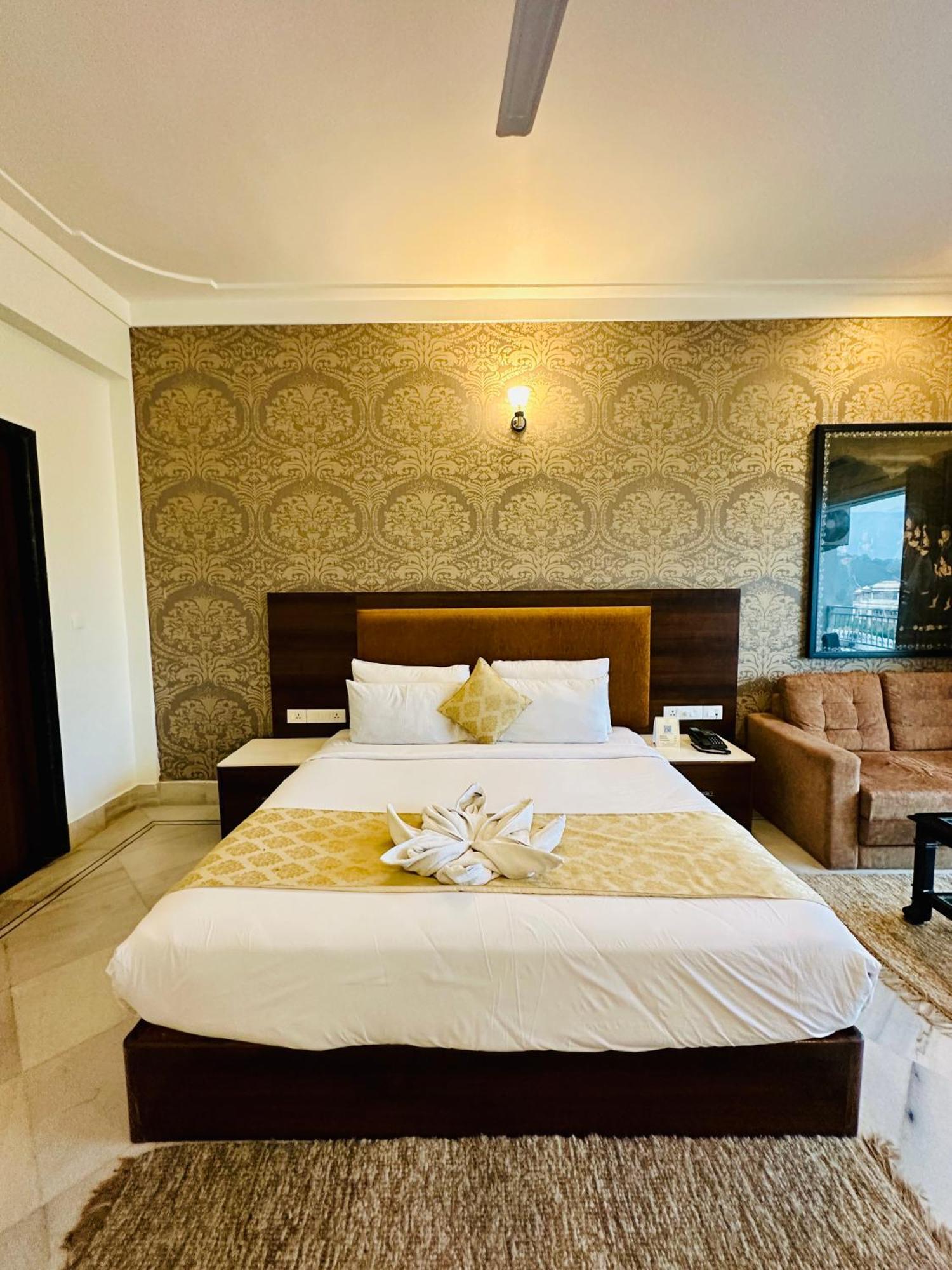 Mewar Palace And Spa 4* Udaipur