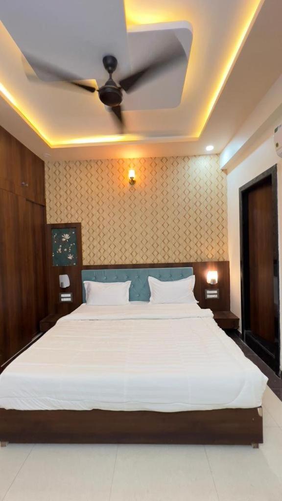 Hotel Abhinandan Palace