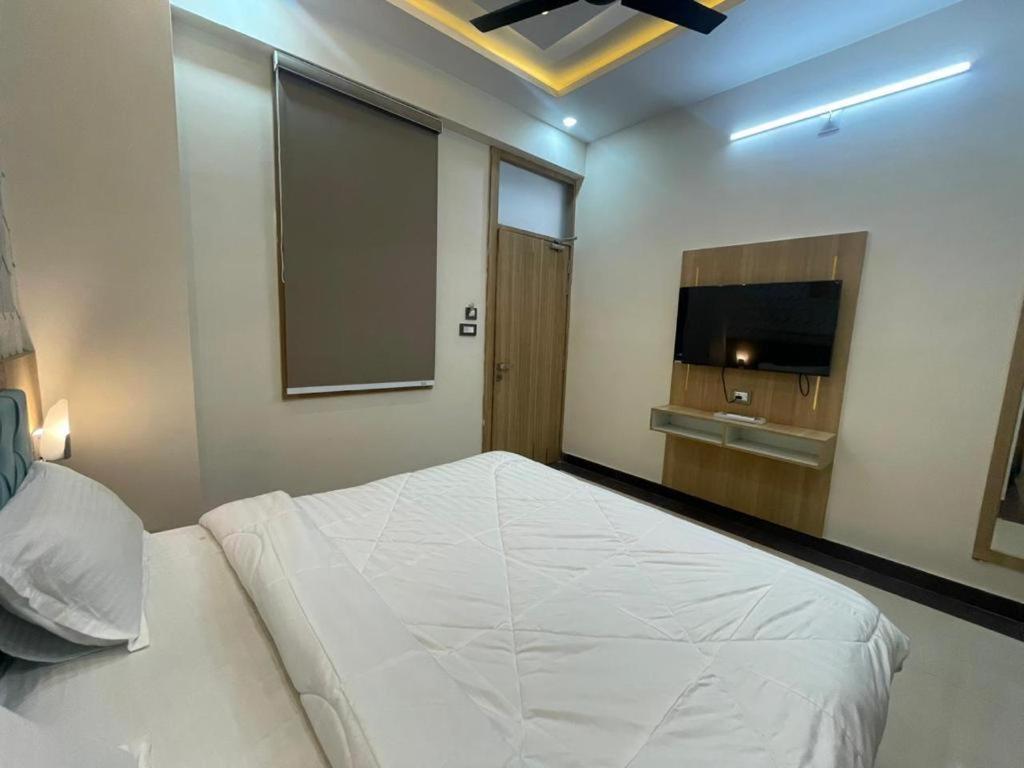 Hotel Abhinandan Palace *