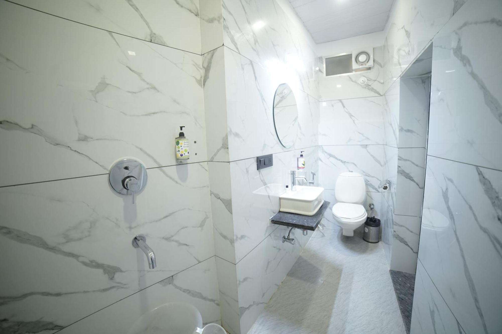 Banjara Heritage Hotel 2*