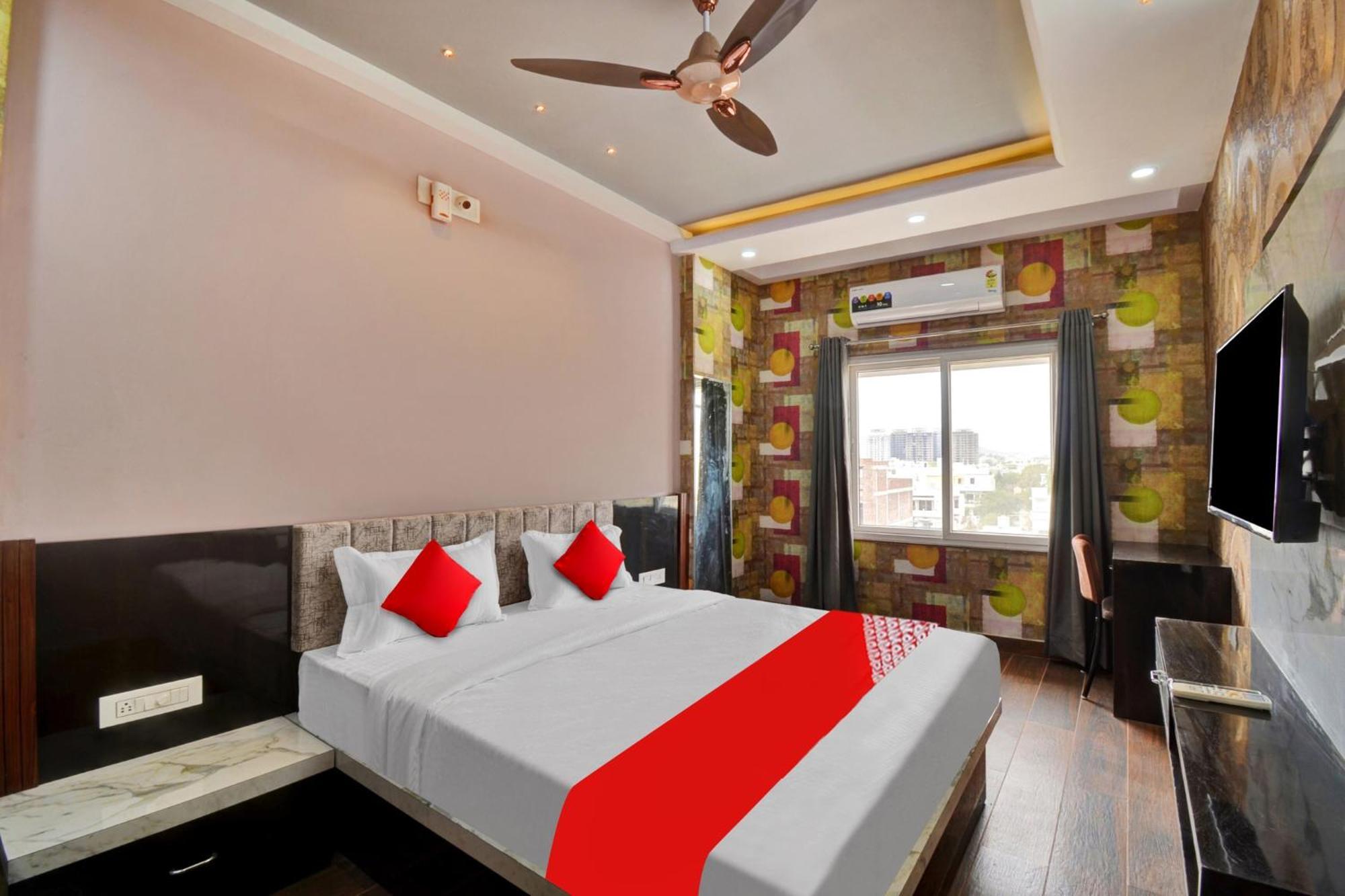 O 7 Star Hotel