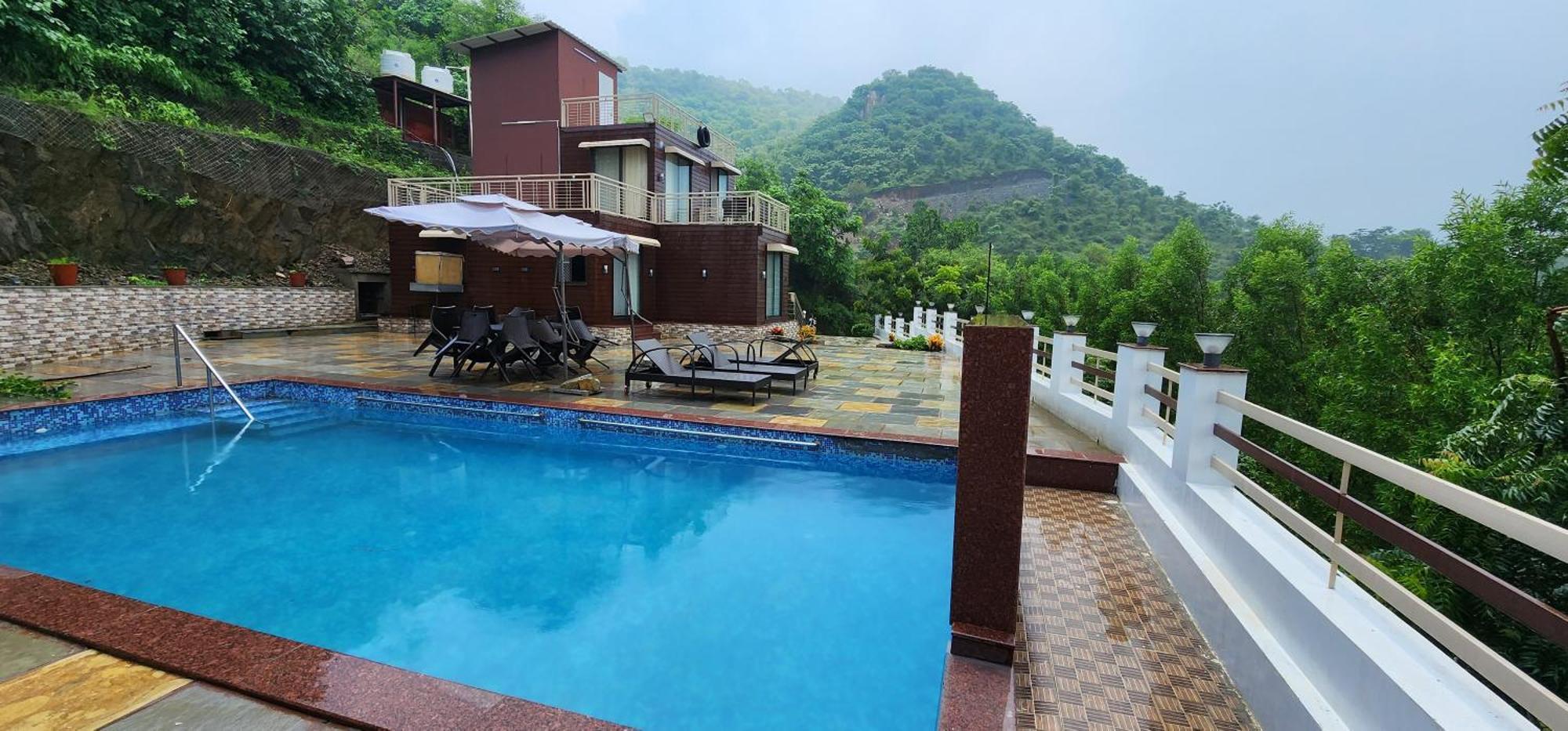Skyview With Private Pool 4bhk Villa