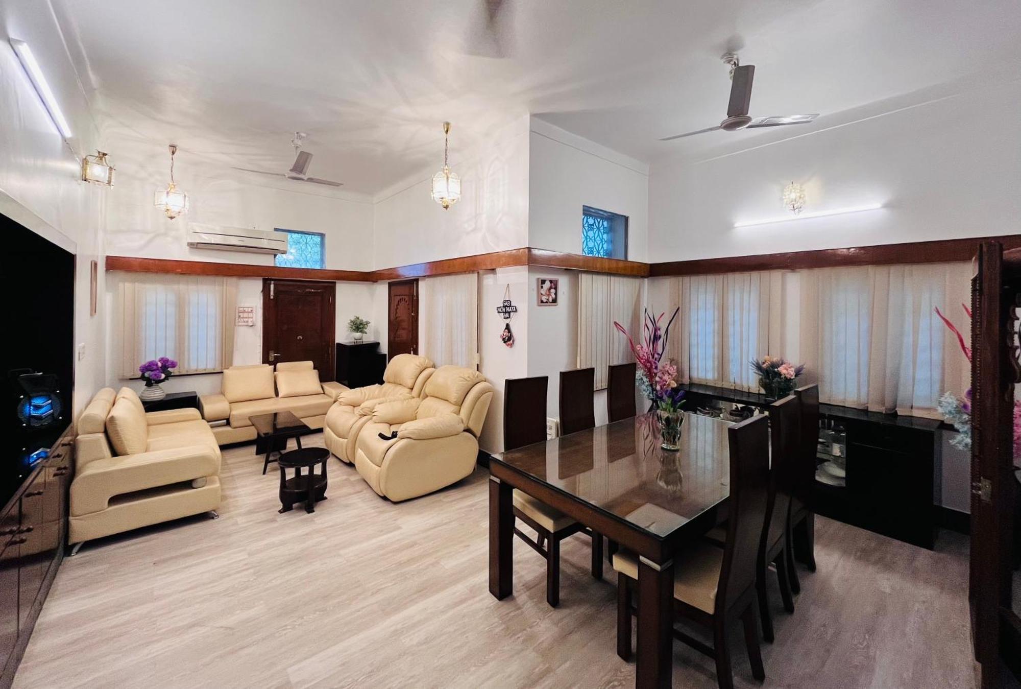 Villa Aha Luxury - 3bhk With Garden & Parking *