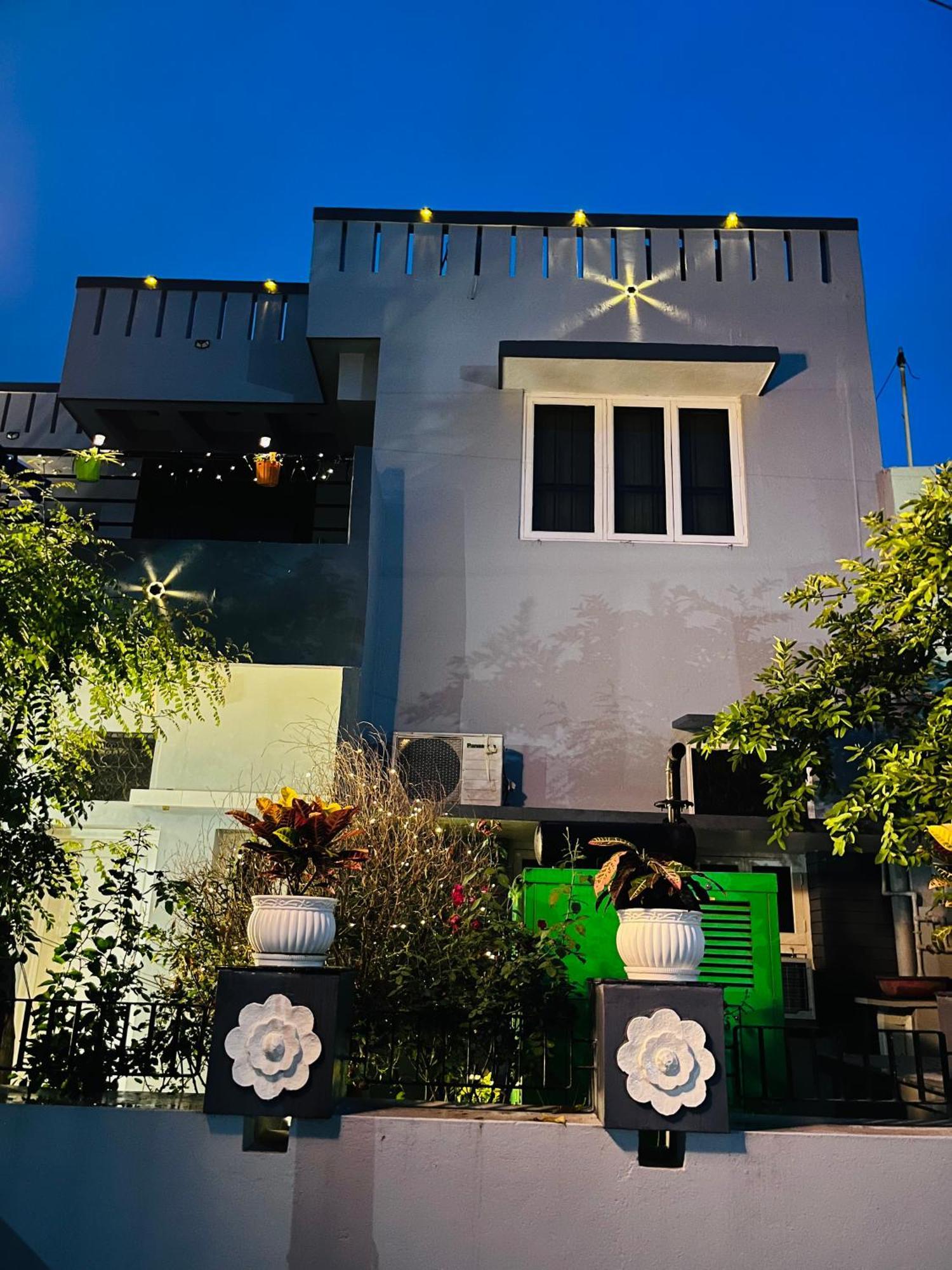 Aha Luxury - 3bhk With Garden & Parking Villa *