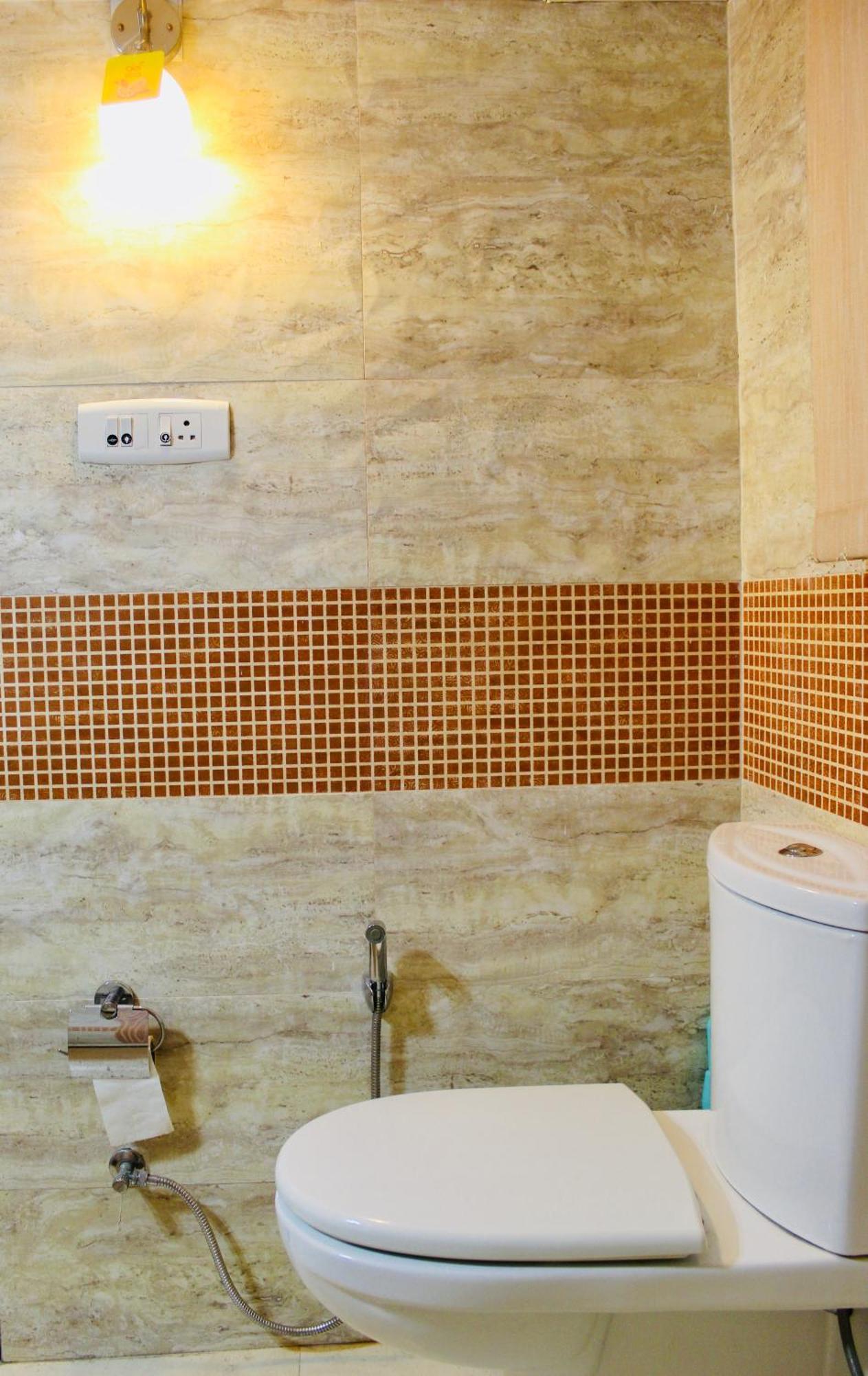 Aha Luxury - 3bhk With Garden & Parking *