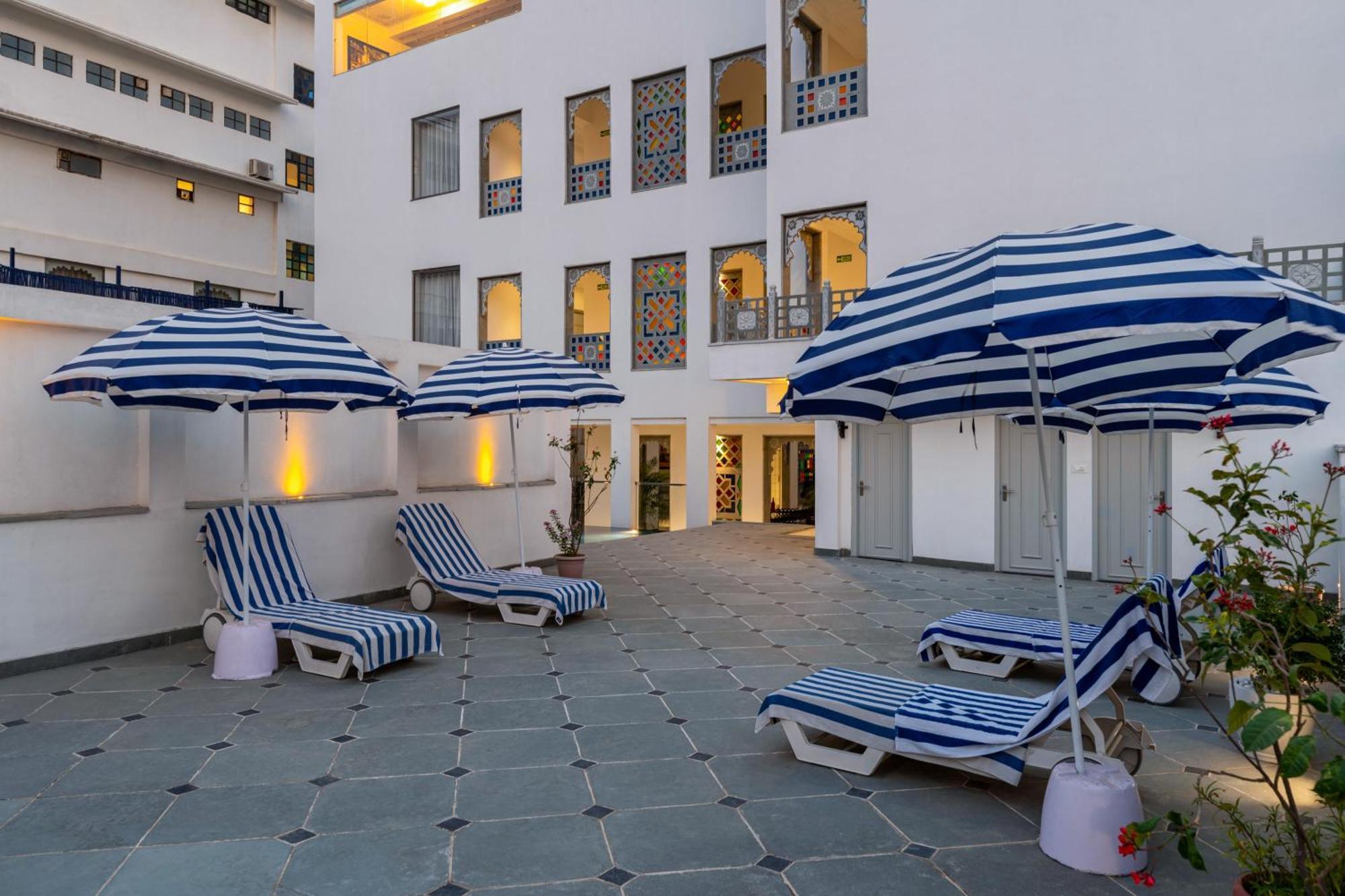 Maan By Stone Wood Premier Hotel 4*
