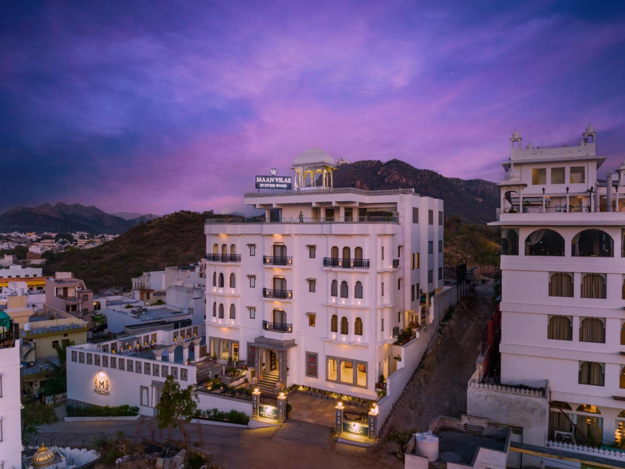 Hotel Maan By Stone Wood Premier 4*