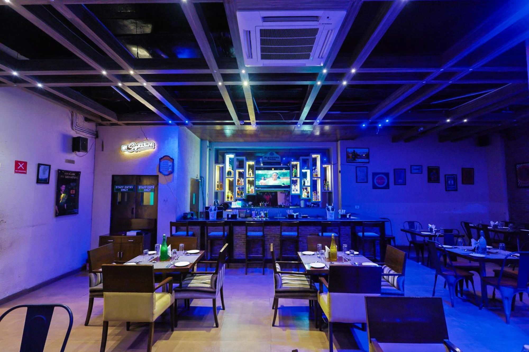 Hotel Le Roi Udaipur