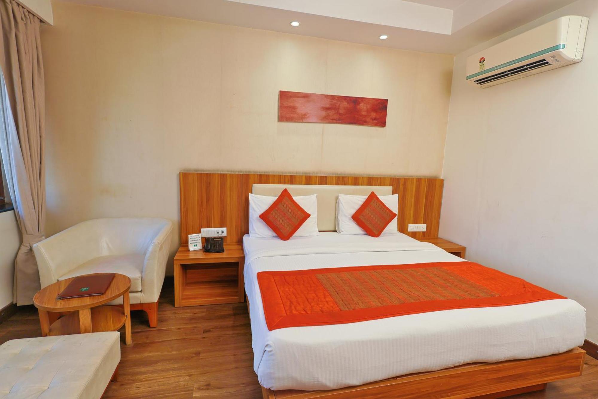 Hotel Le Roi Udaipur
