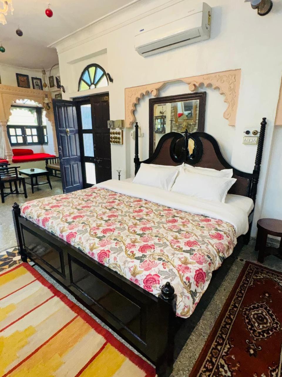 Lasani House Homestay