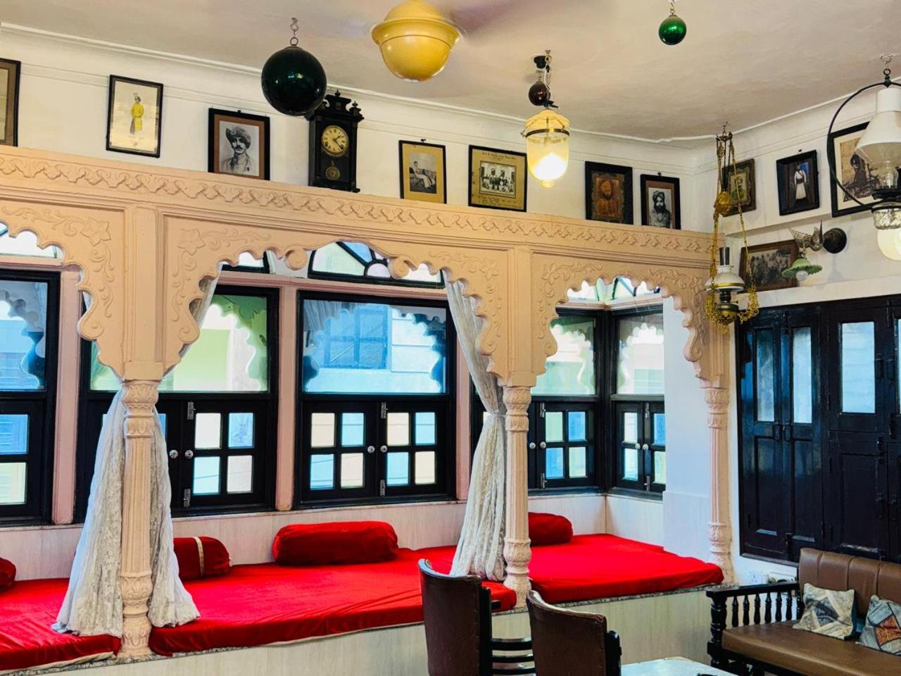 Lasani House *